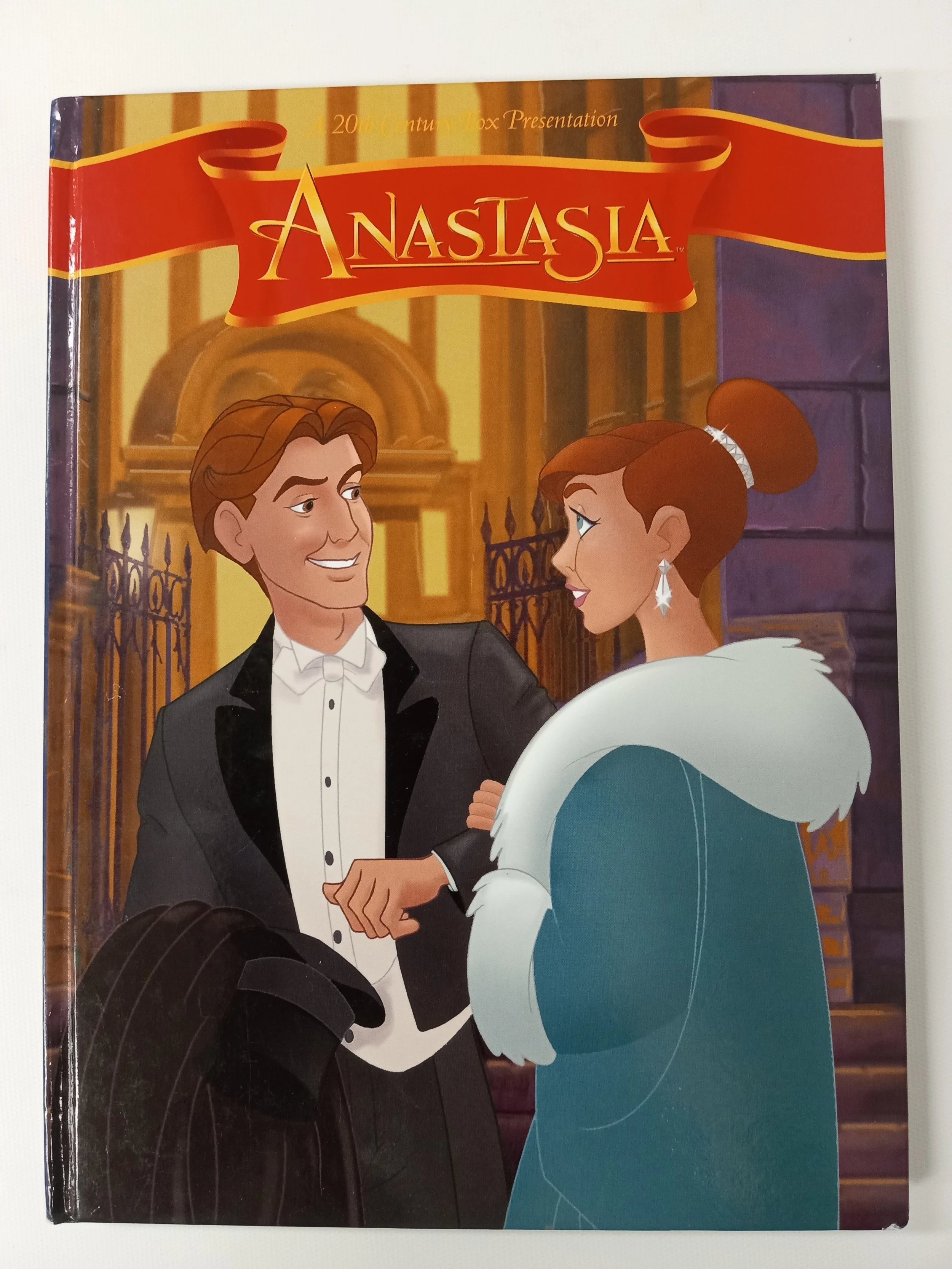 Anastasia, Don Bluth et Gary Goldman, Éditions France Loisirs, 104 p.