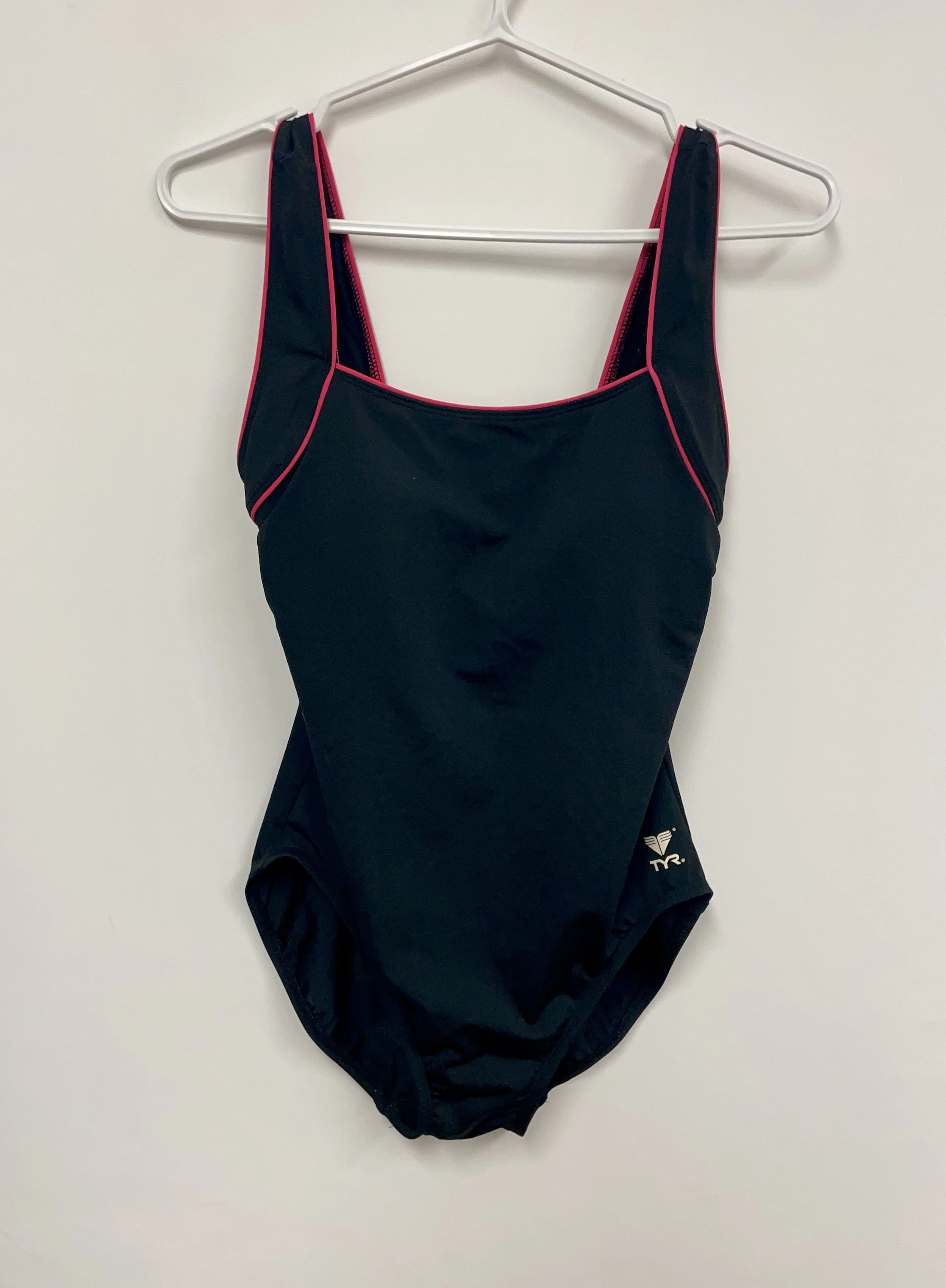 Maillot de bain noir et rose, TYR, fait au Canada, comme neuf, taille 10.