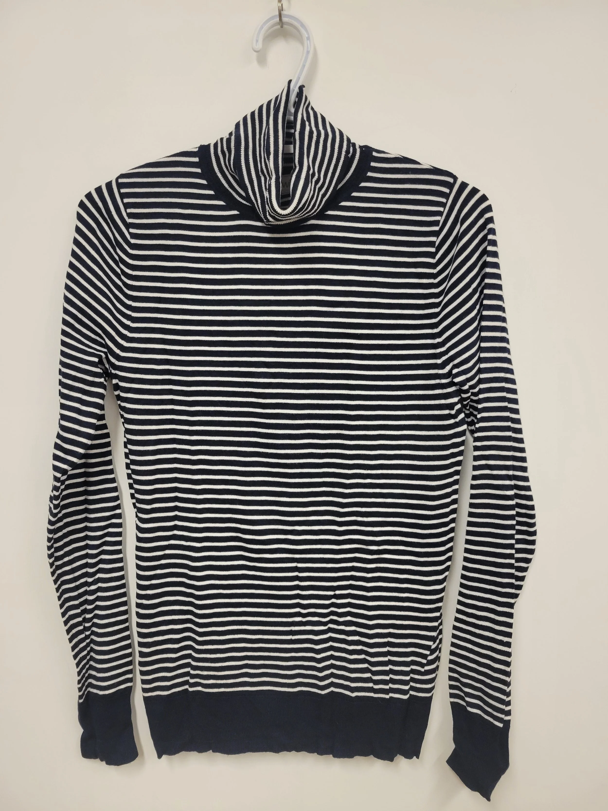 Gilet collet roulé, tricot ligné marine et blanc, TWIK, M