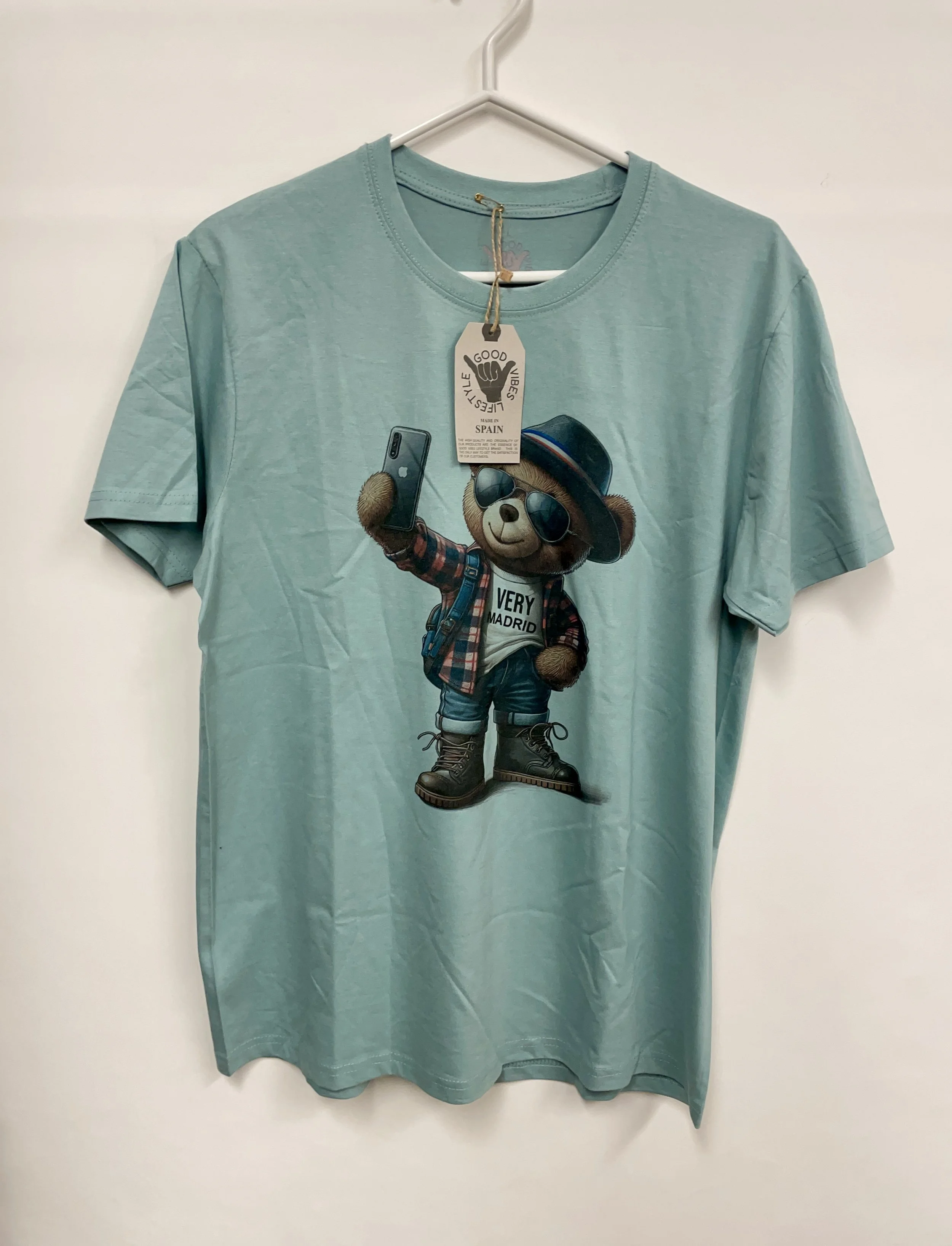 NEUF, t-shirt vert pâle, GOOD VIBES, fait en Espagne, 100% coton, L.