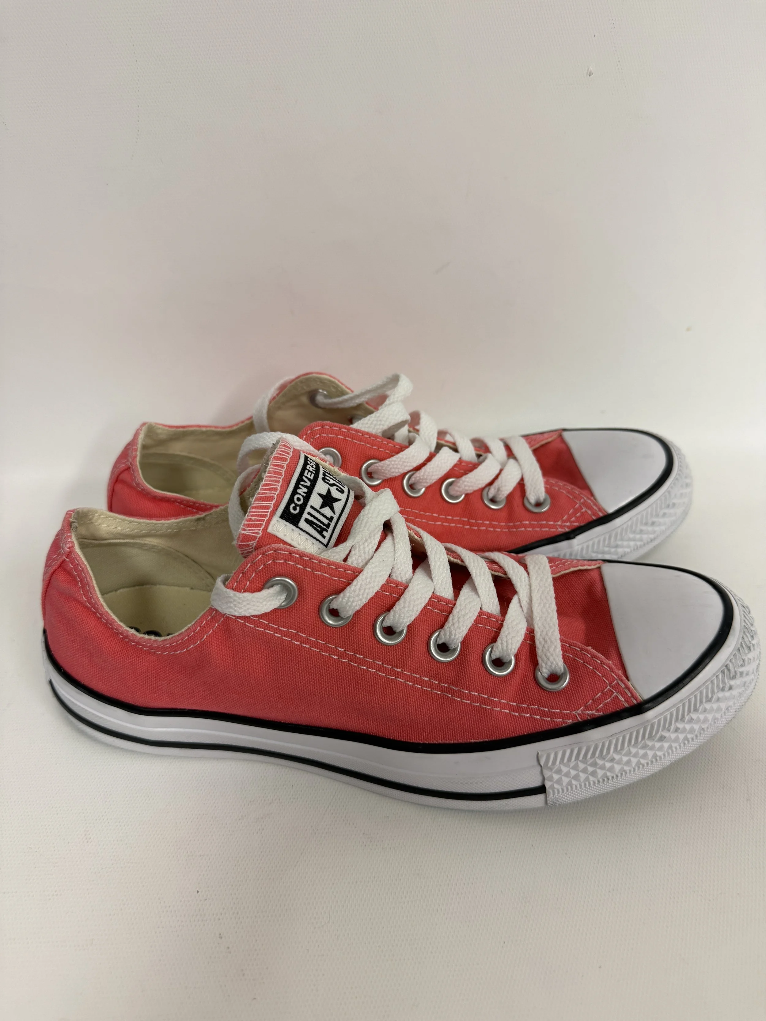 NEUF - Chaussures roses, Converse, pointure US 8 (femme)