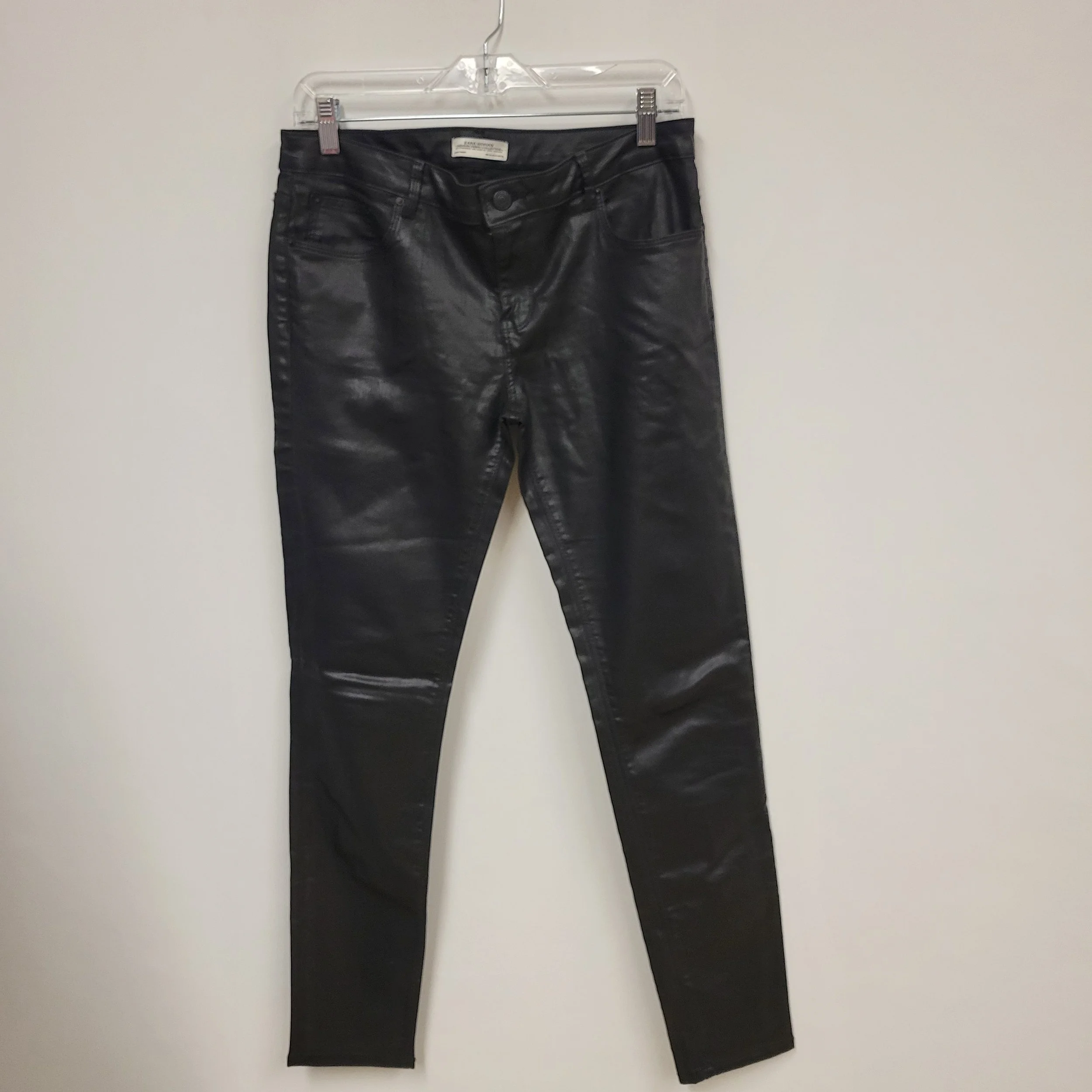 pantalon en cuir noir, Zara, taille M