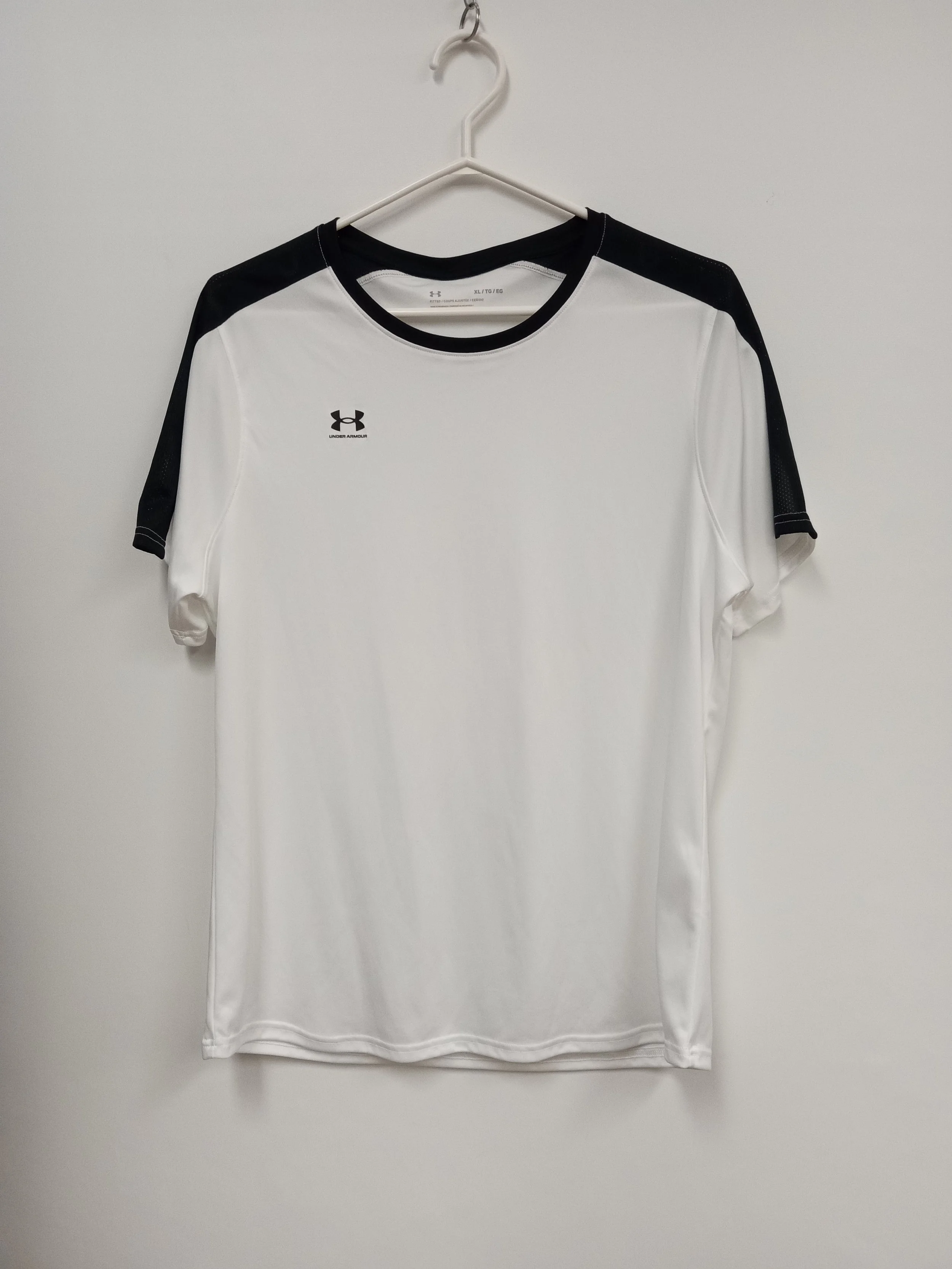 T-shirt sport noir et blanc, Under Armour, XL