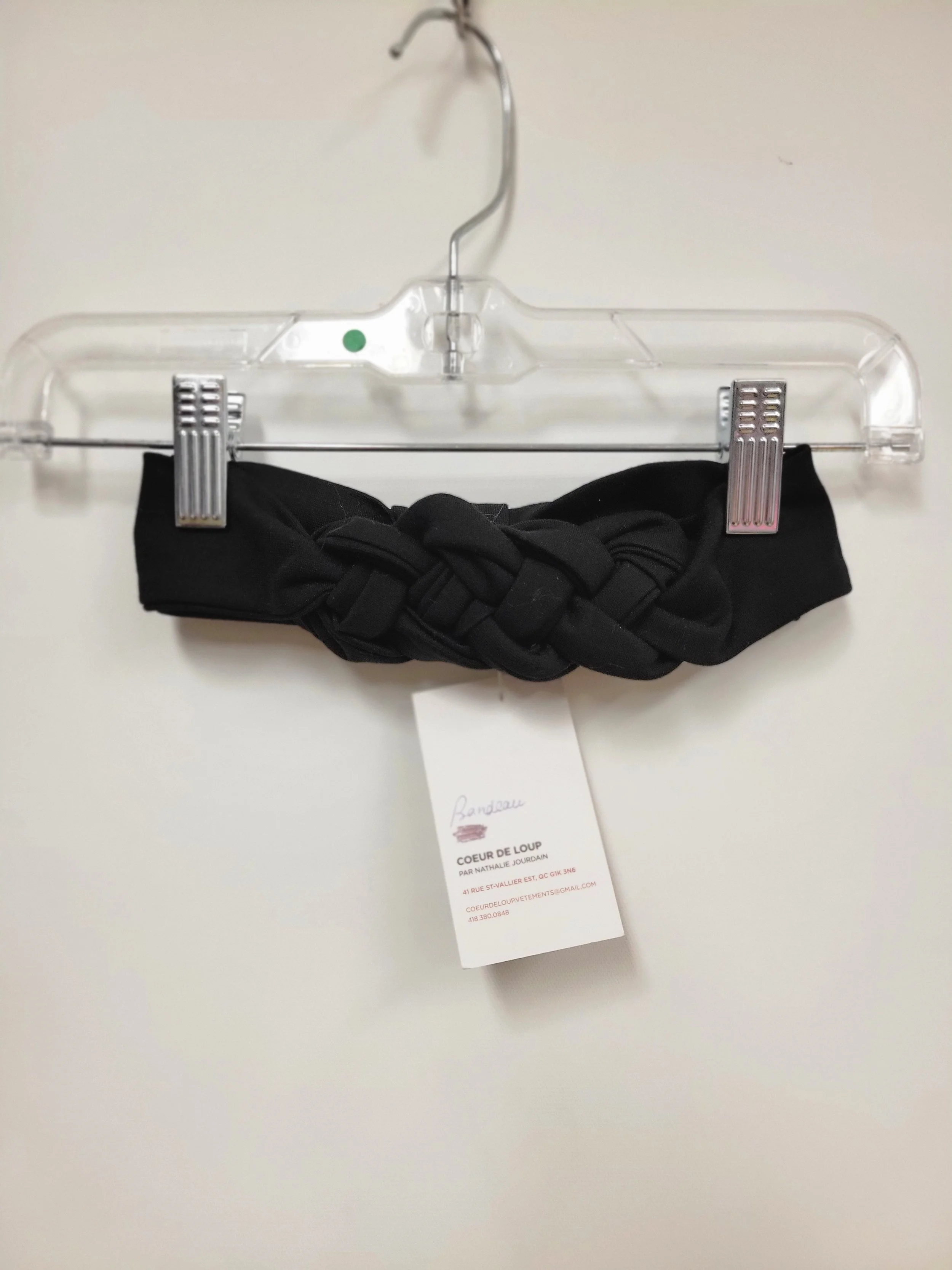 bandeau noir, coeur de loup