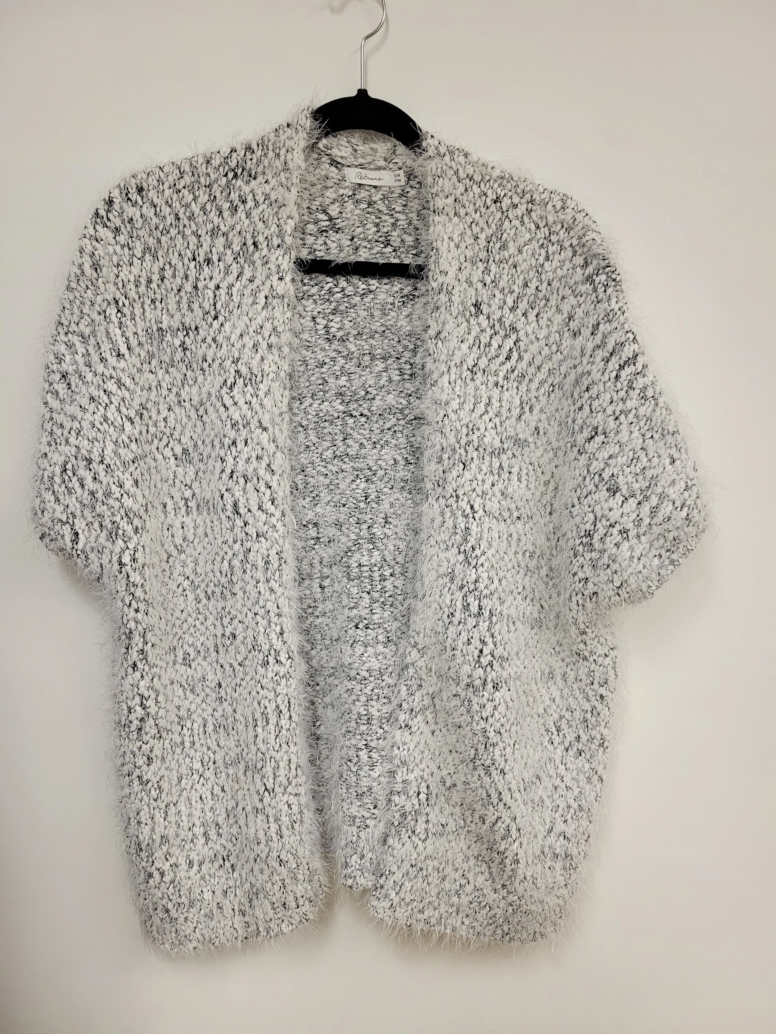 Cardigan en tricot noir et blanc, Reitmans, S/M