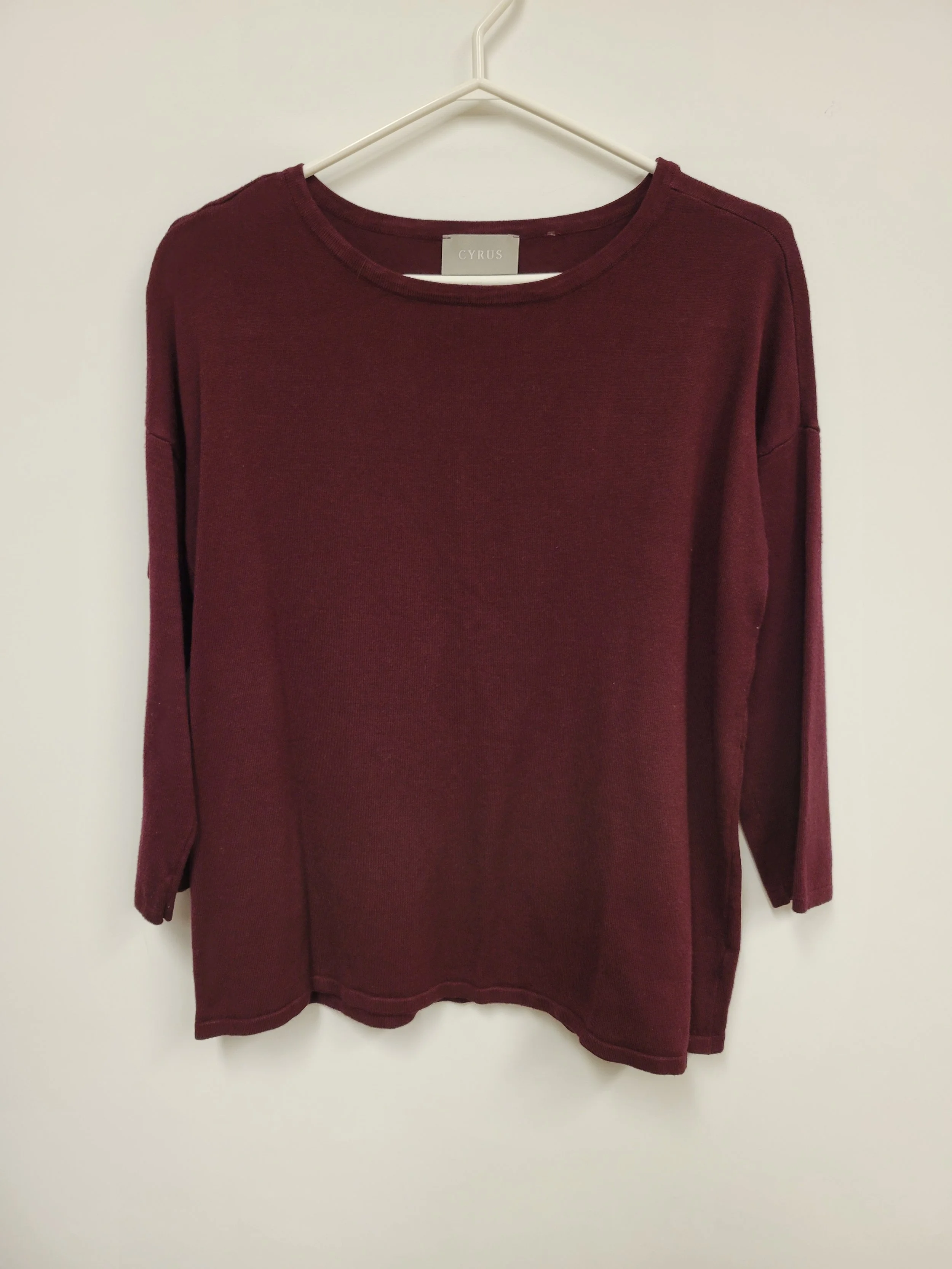 chandail bourgogne, rayonne cyrus, taille S
