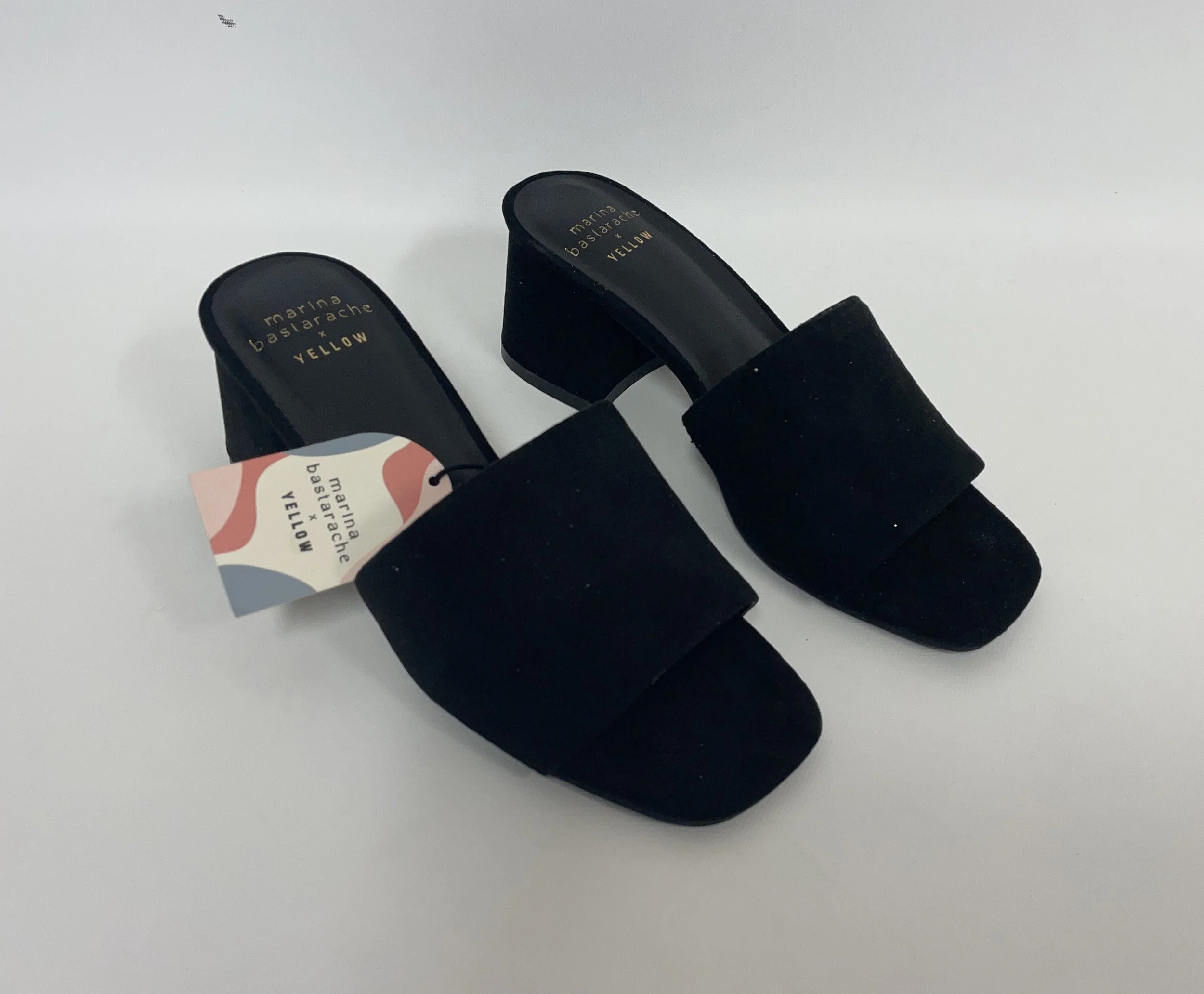 NEUF - sandales noires en suédine, MARINA BASTARACHE, pointure 5.