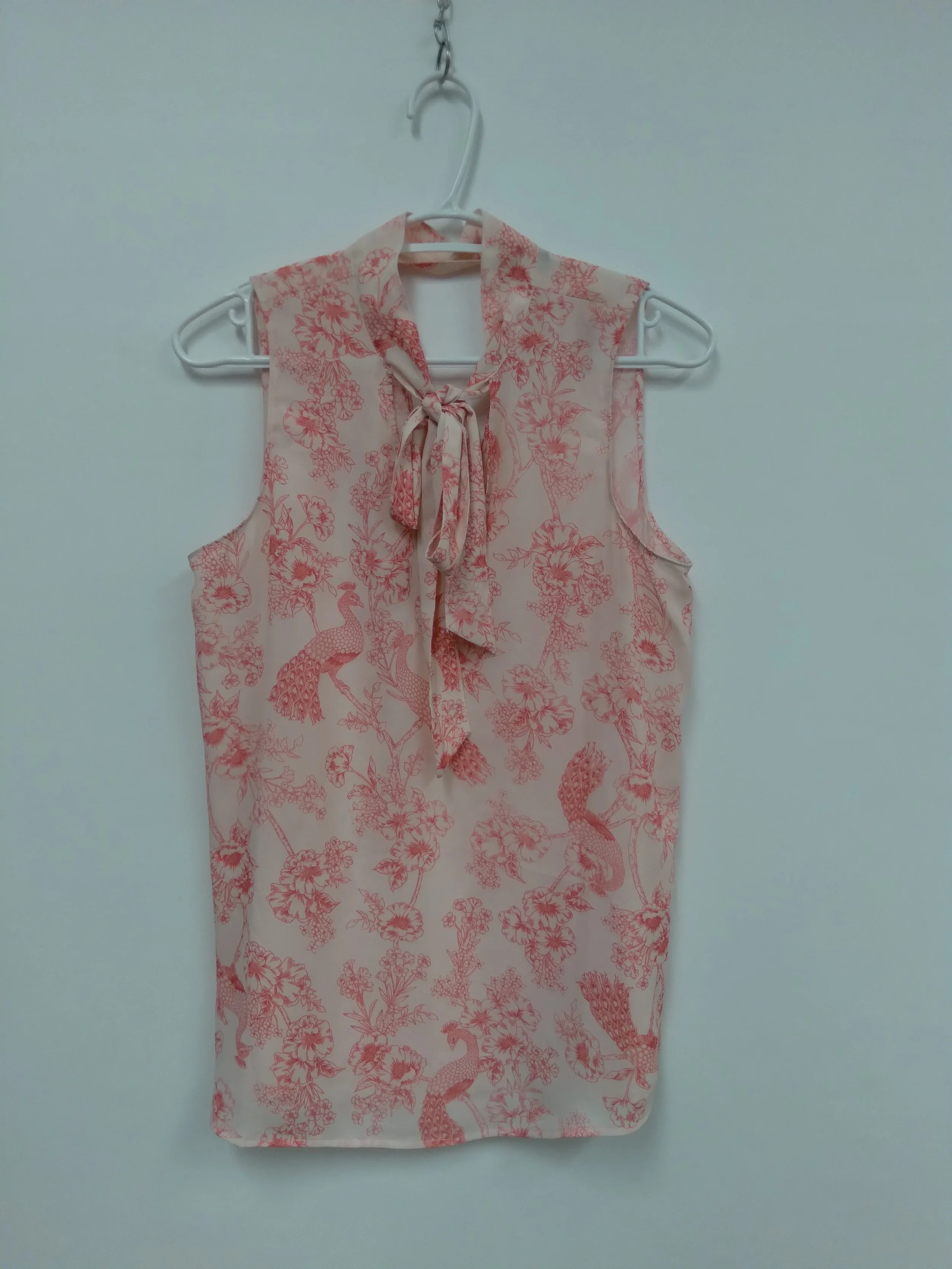 Haut sans manches (Polyester), Boucle à l'avant et échancrée dans le dos, Crème et motifs roses, TRISTAN