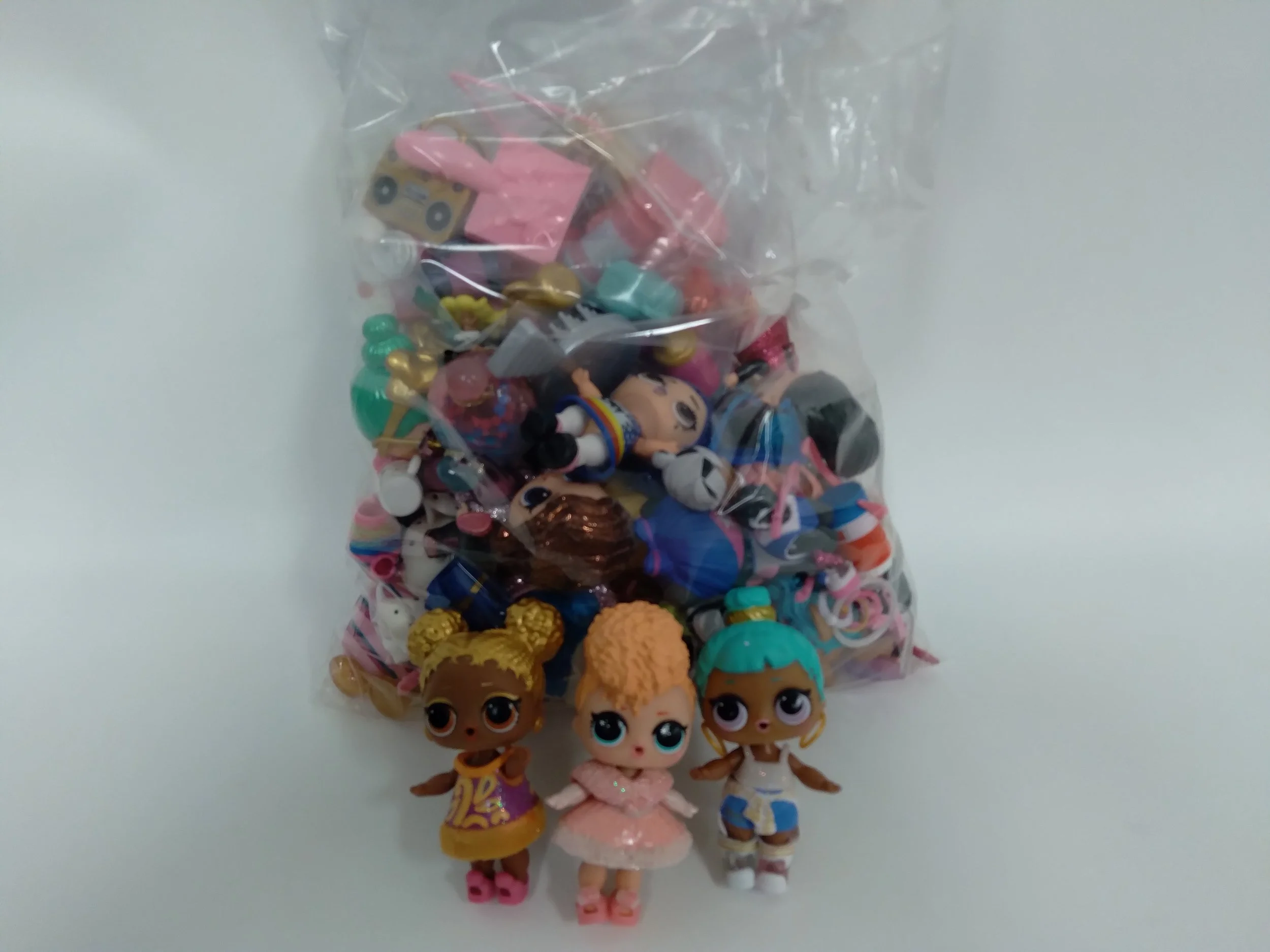 Lot de poupées LOL et accessoires