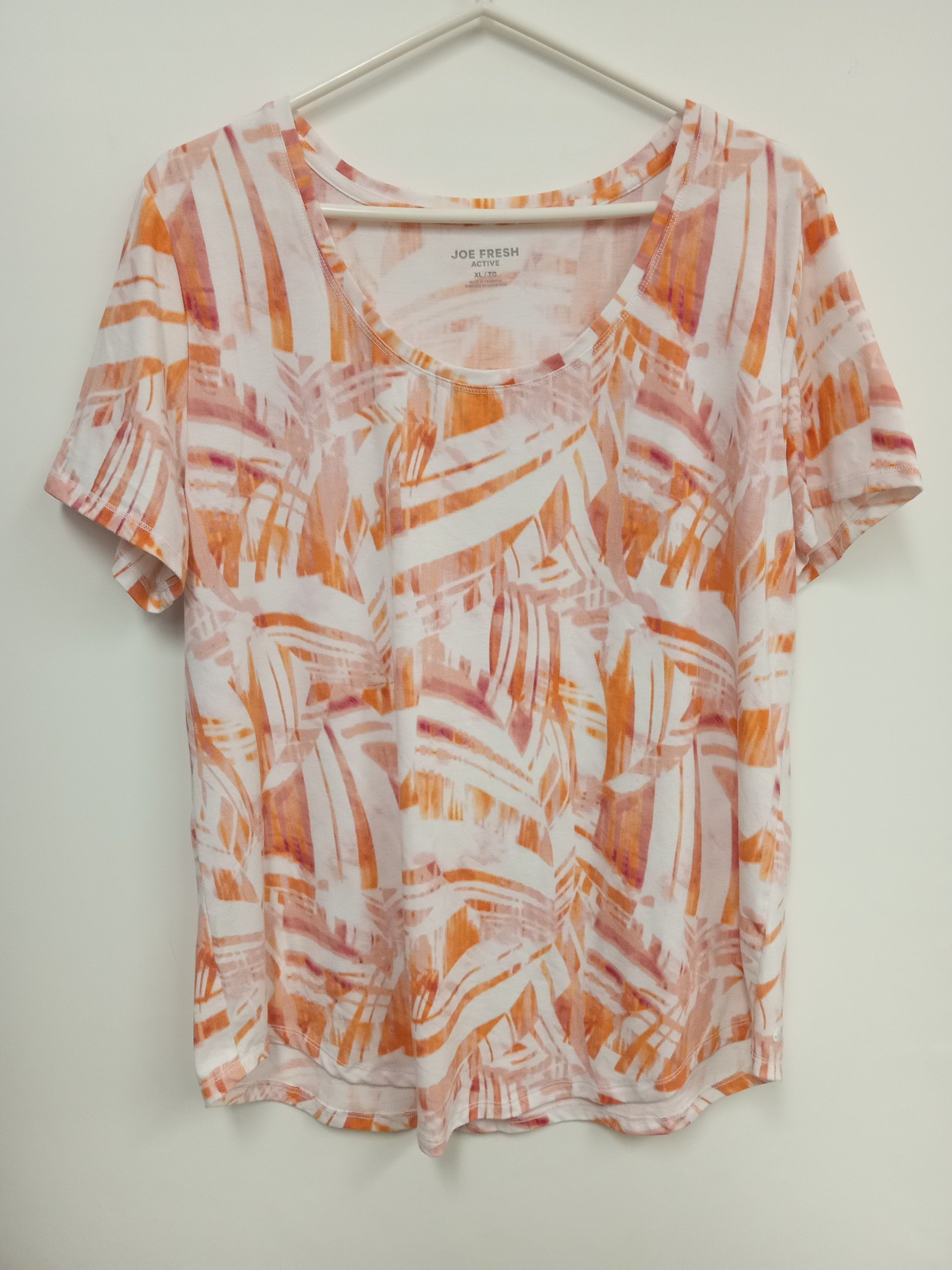 T-shirt blanc à motif rose, pêche et orange, Joe Fresh, XL