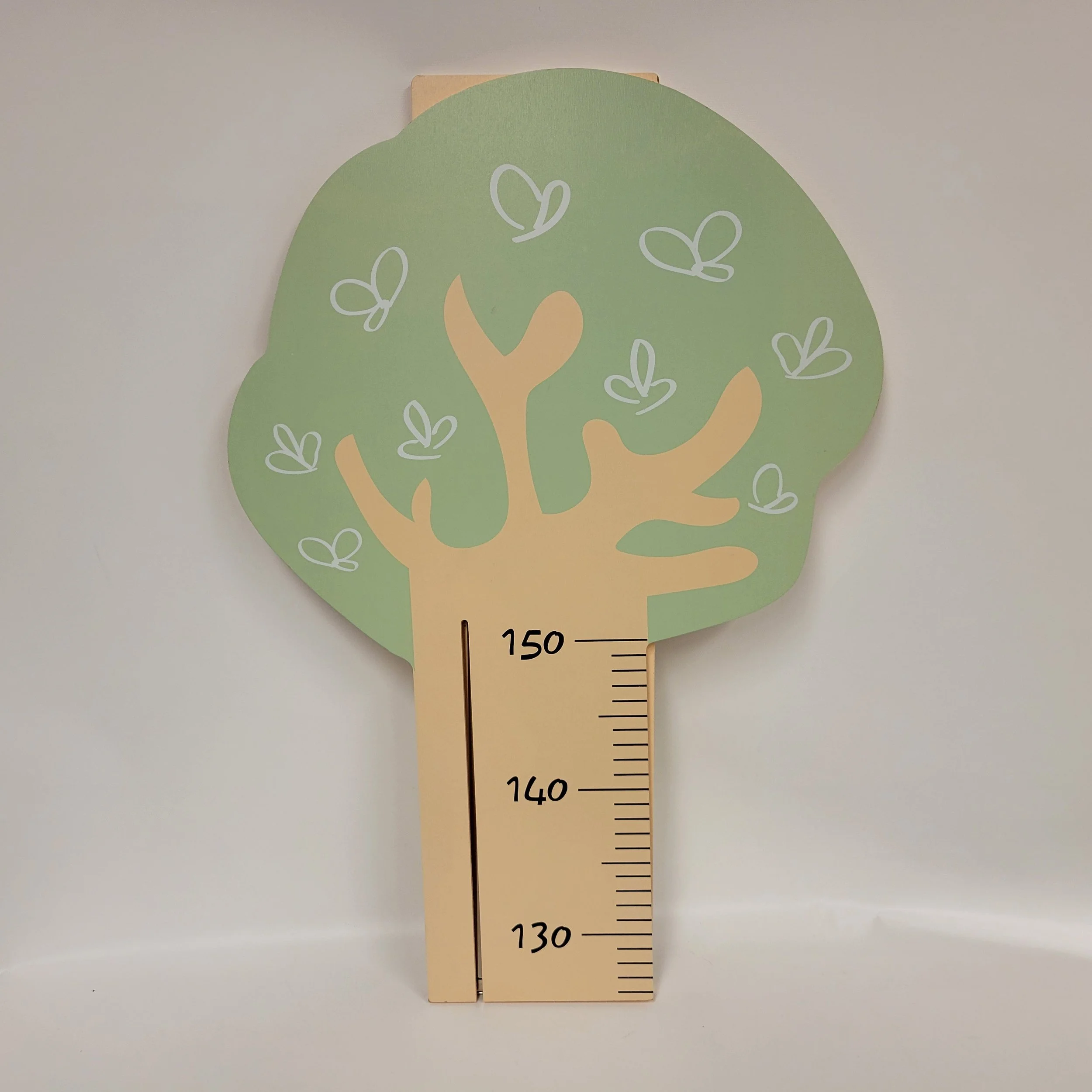 Échelle de croissance en bois en forme d'arbre