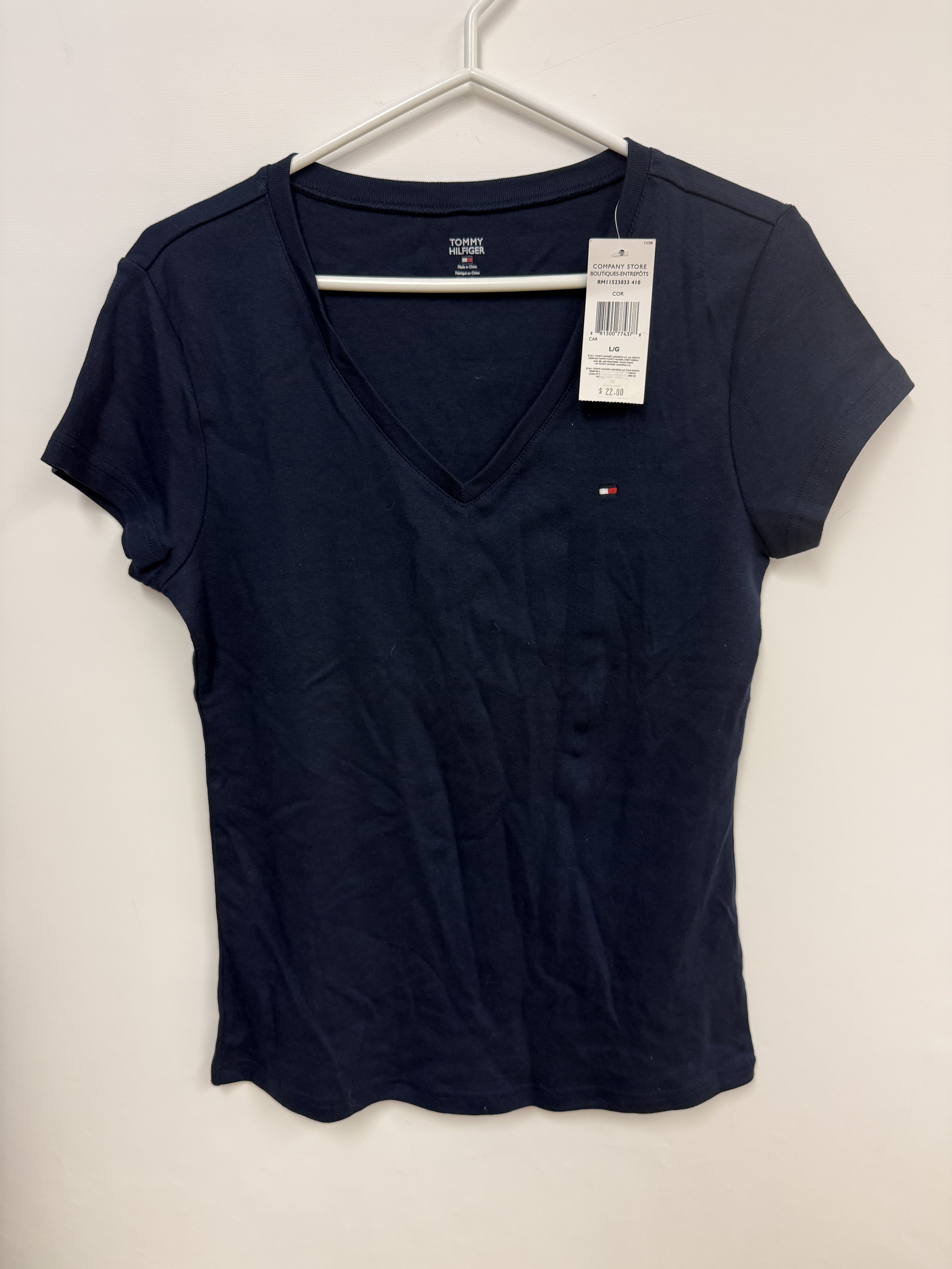 NEUF - T-shirt col en V, bleu marin, Tommy Hilfiger, Large