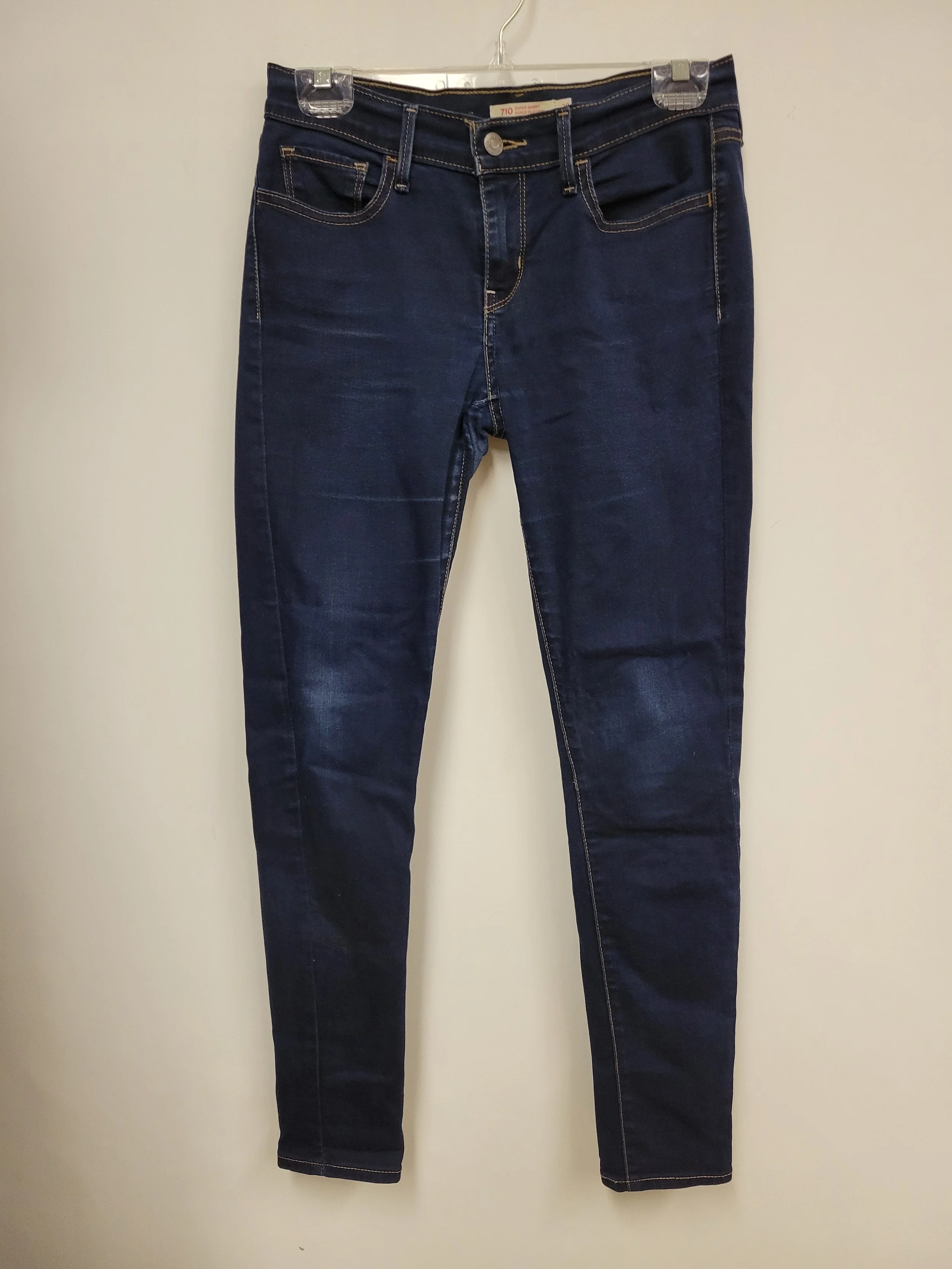 Jean foncé filiforme, Levi's, taille 28