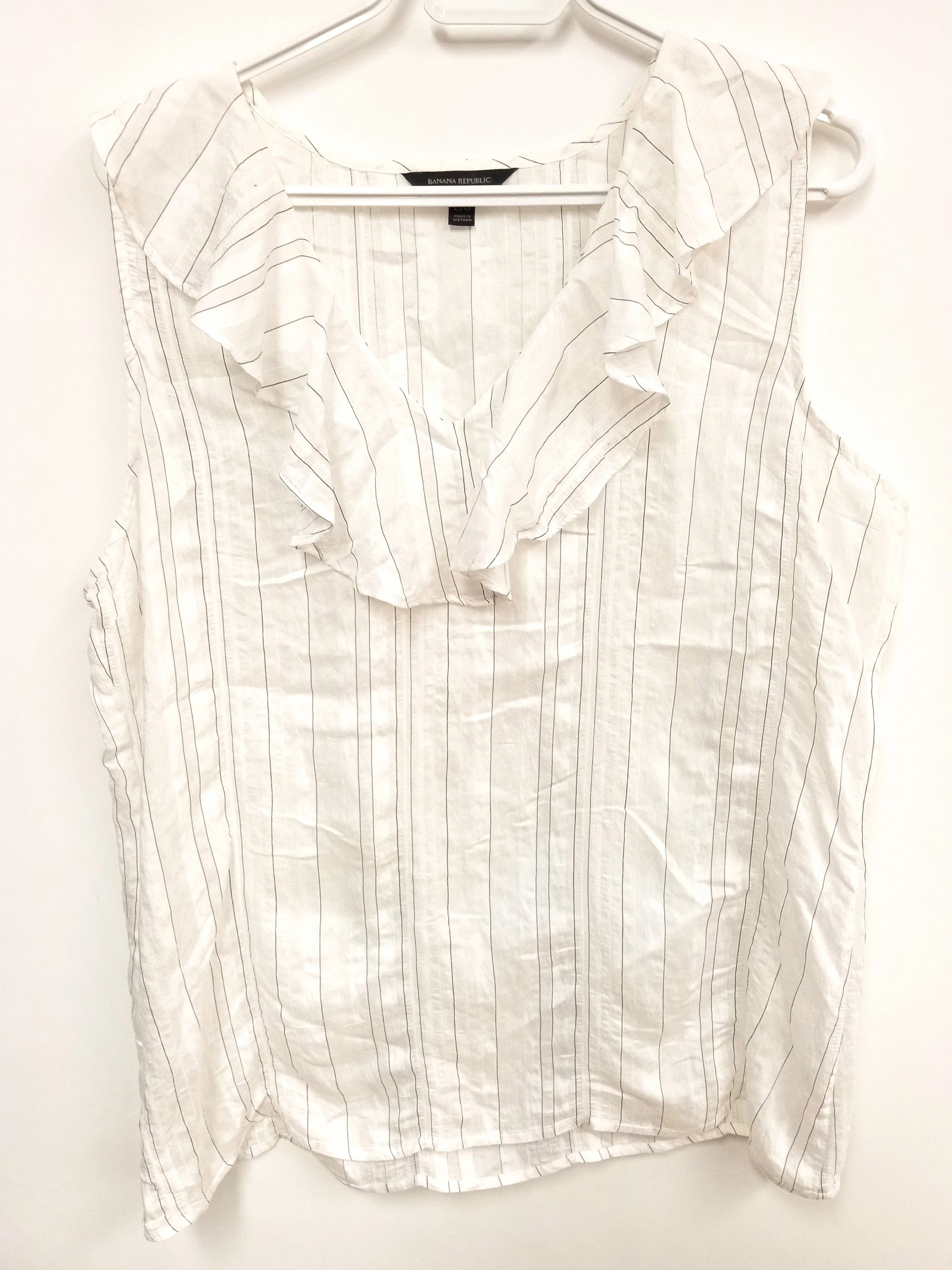 Haut blanc fluide avec rayures noires, Banana Republic, L