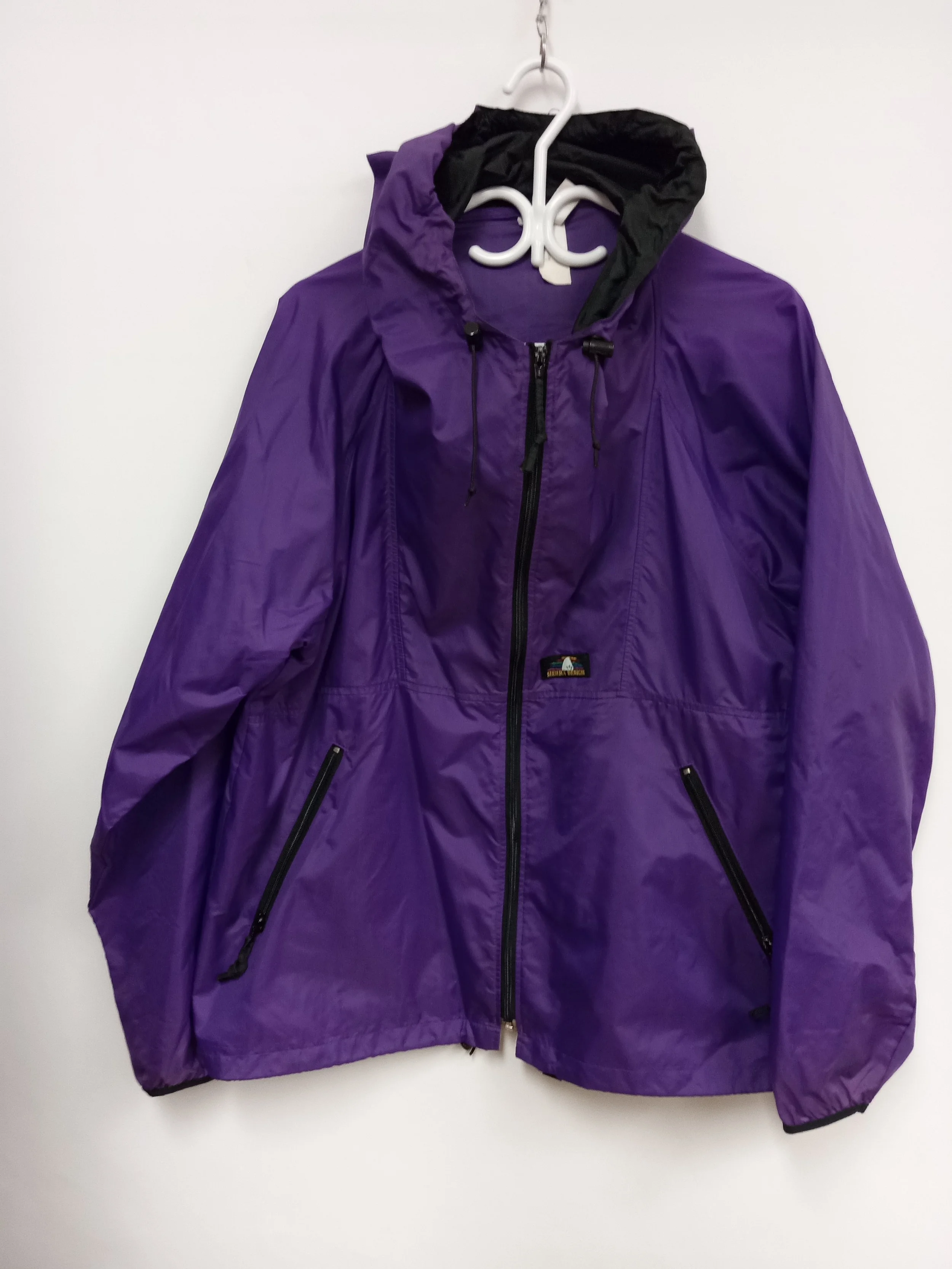 Manteau coupe-vent mauve, Sierra Desings, L