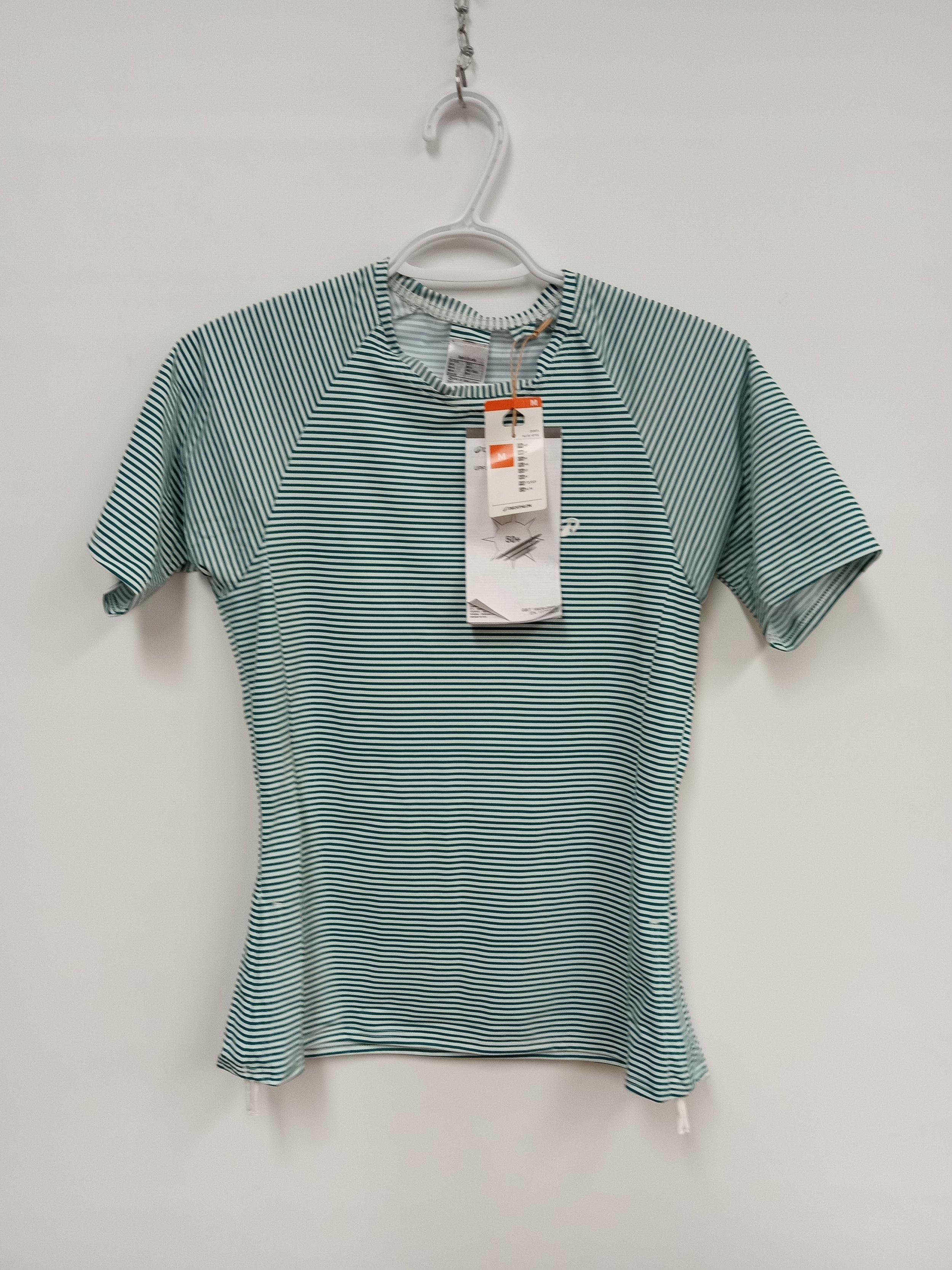 NEUF - T-Shirt (UPF 50+), Blanc et vert, DECATHLON, M