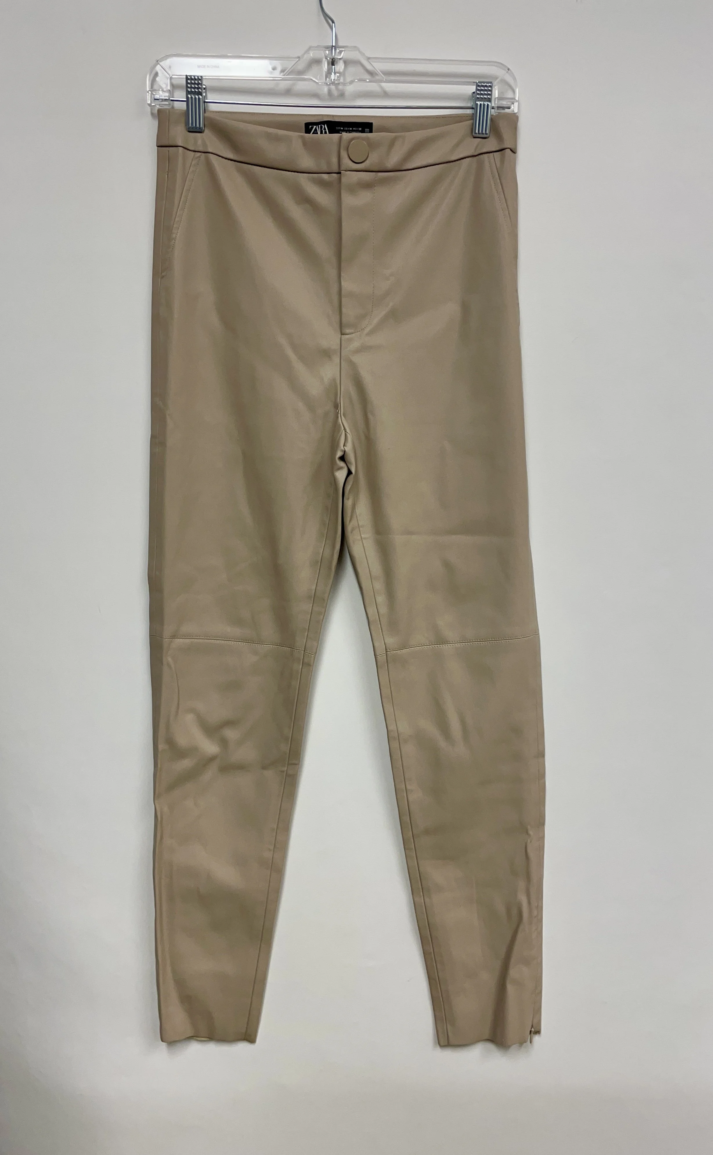 Pantalon en similicuir beige, ZARA, M