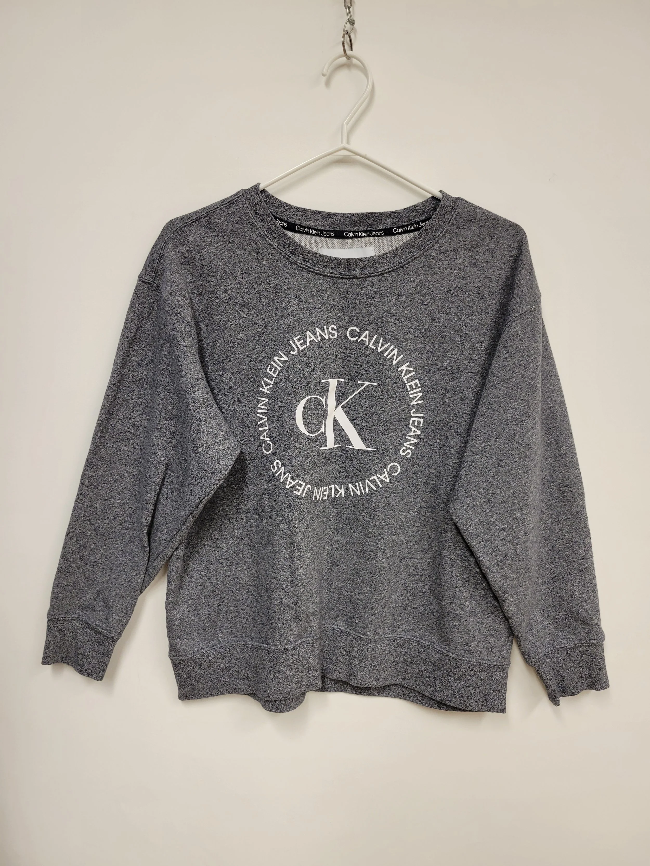 Chandail gris, style coton ouaté, Calvin Klein Jeans (comme neuf), S