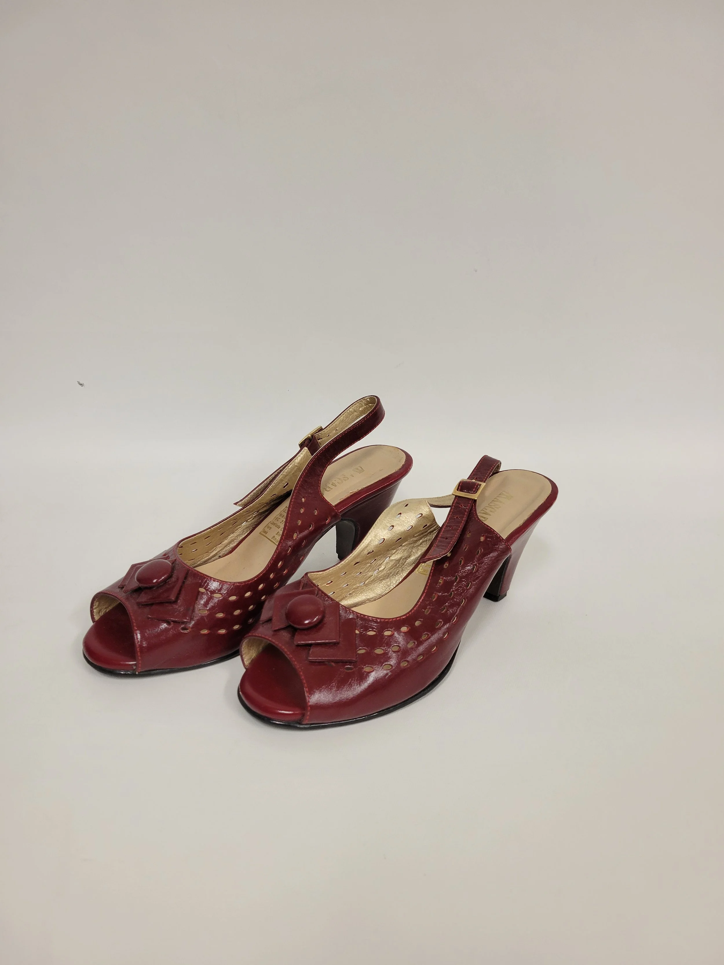 Sandales en cuir rouge à talon, Mascarada, pointure 39