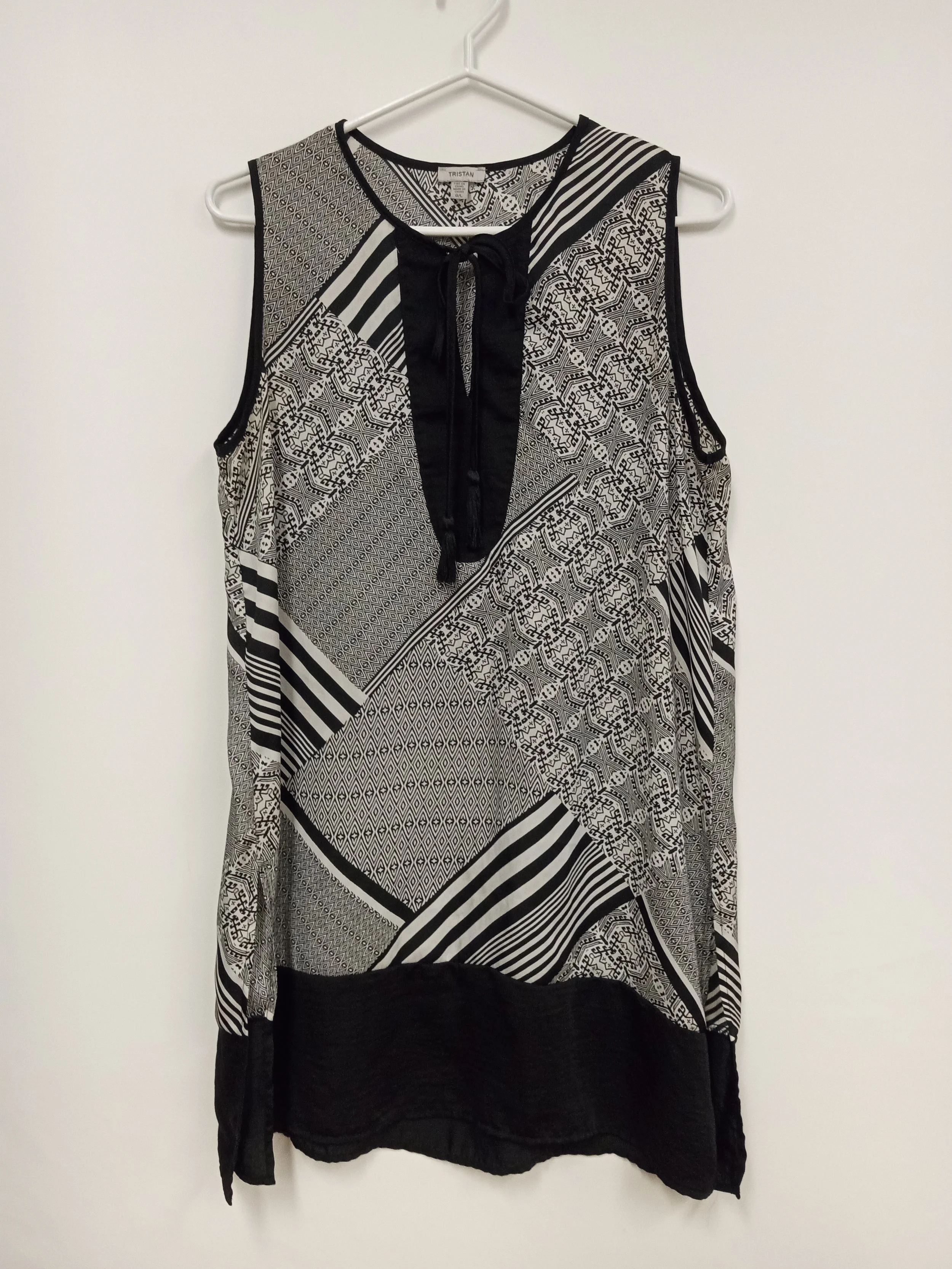 Robe légère, noire et blanche, Tristan, Taille L