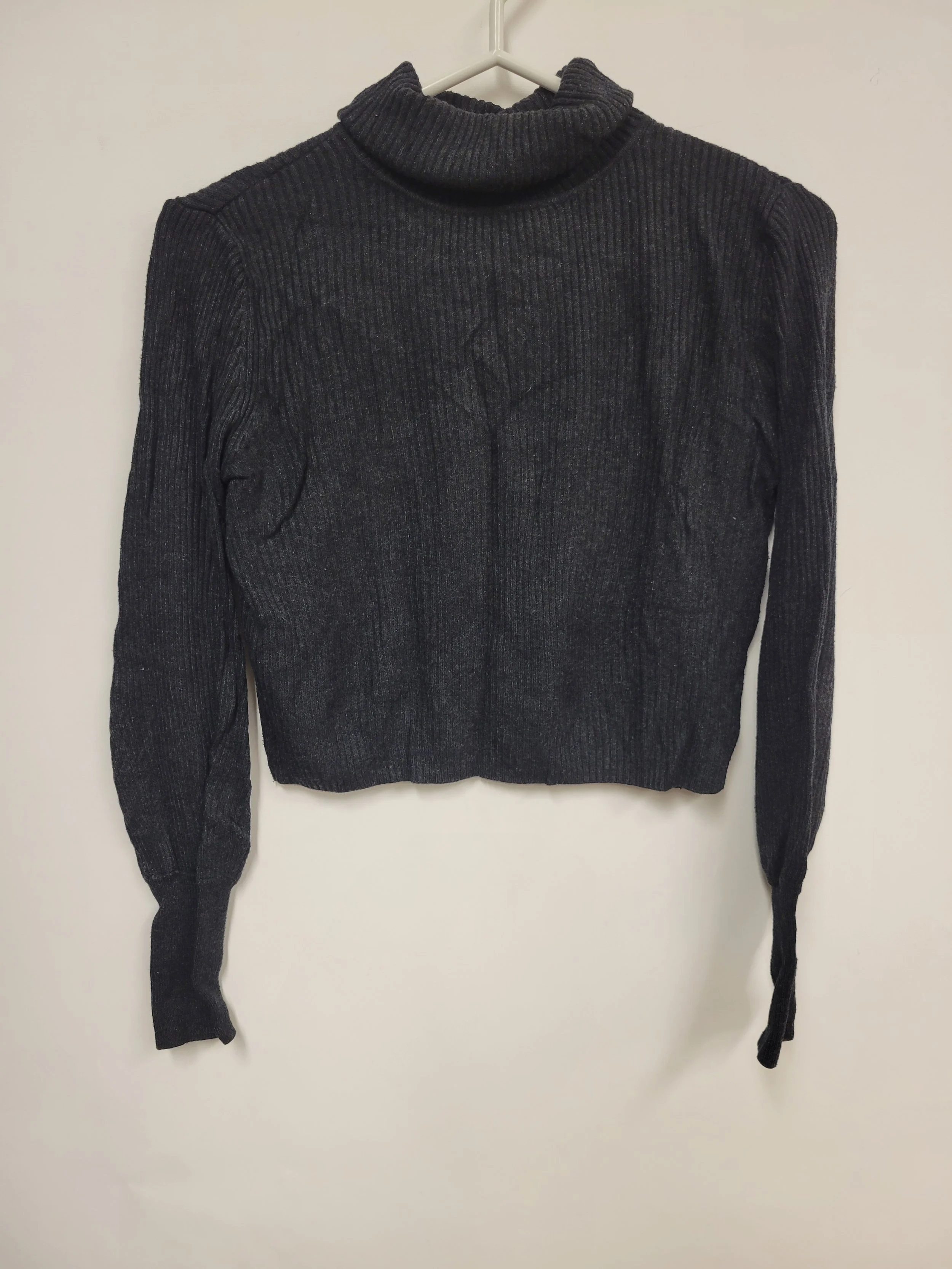 haut gris charbon a col, dynamite, S