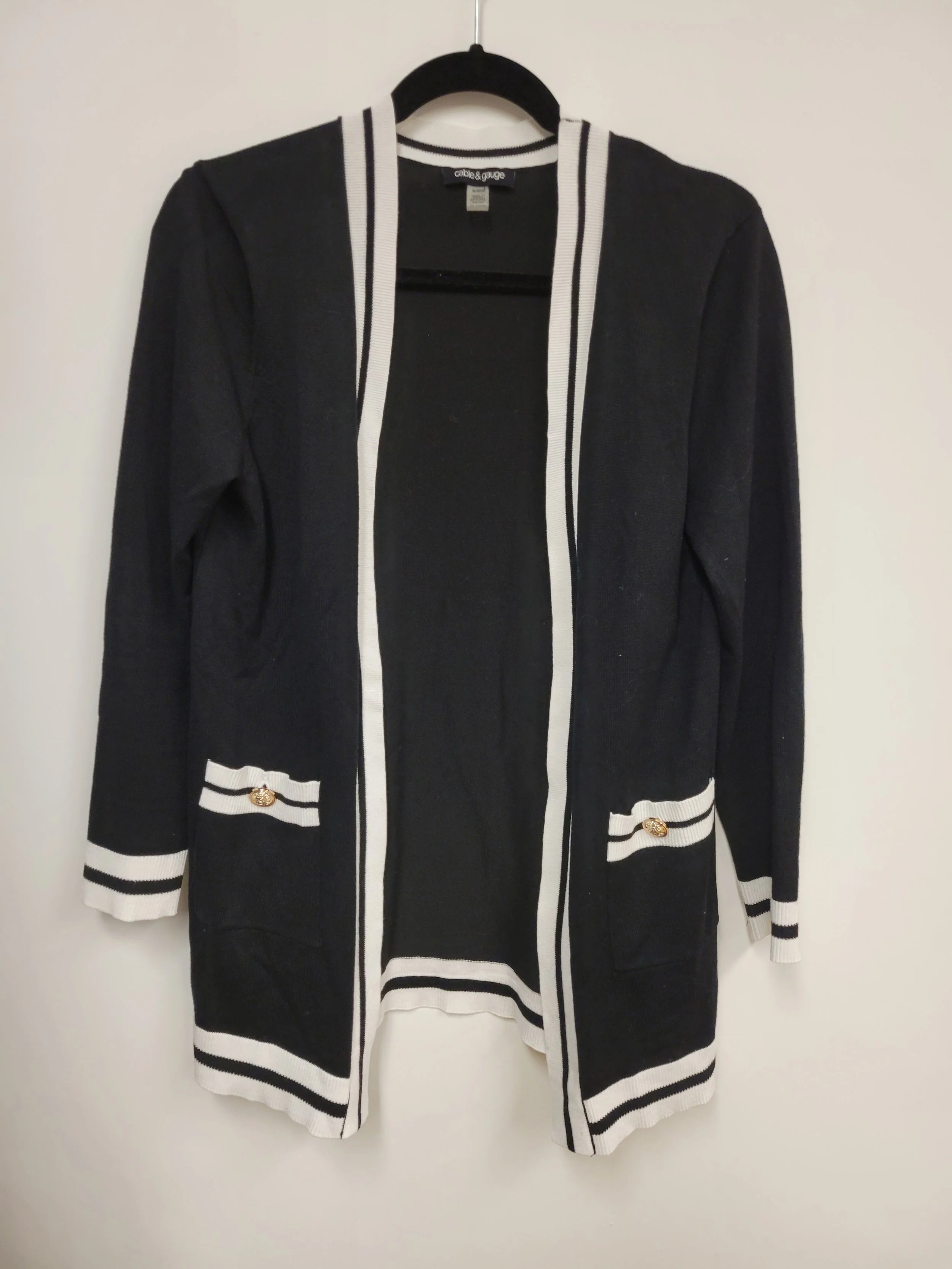 Cardigan noir et blanc léger, Cable & Gauge, M