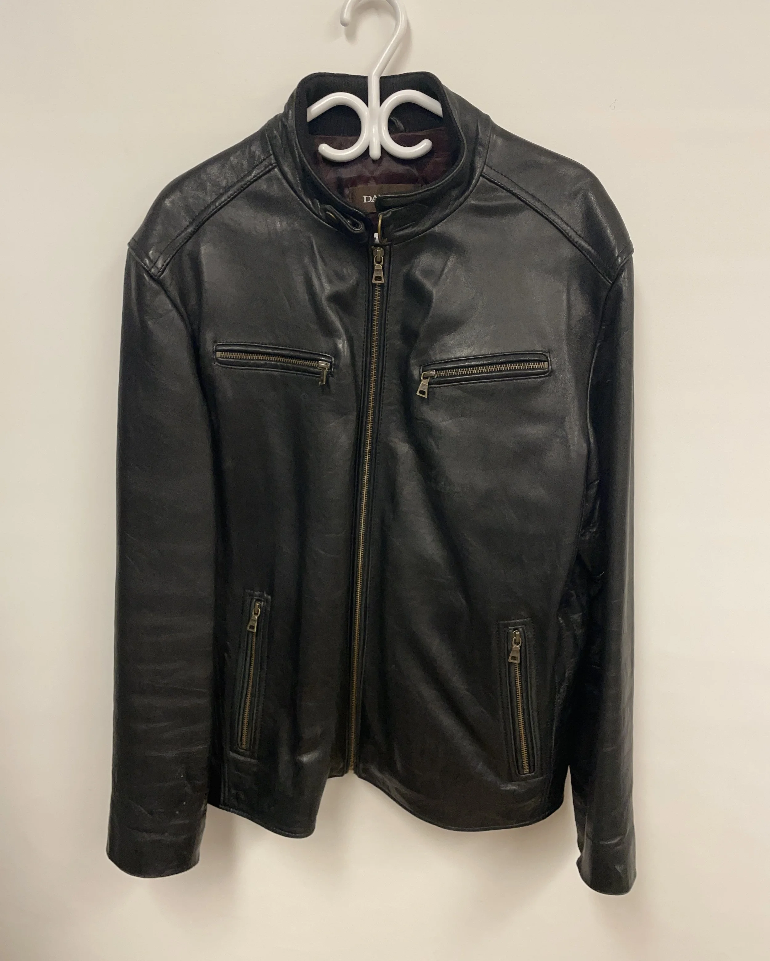 Blouson noir en cuir véritable, DANIER, taille XL.