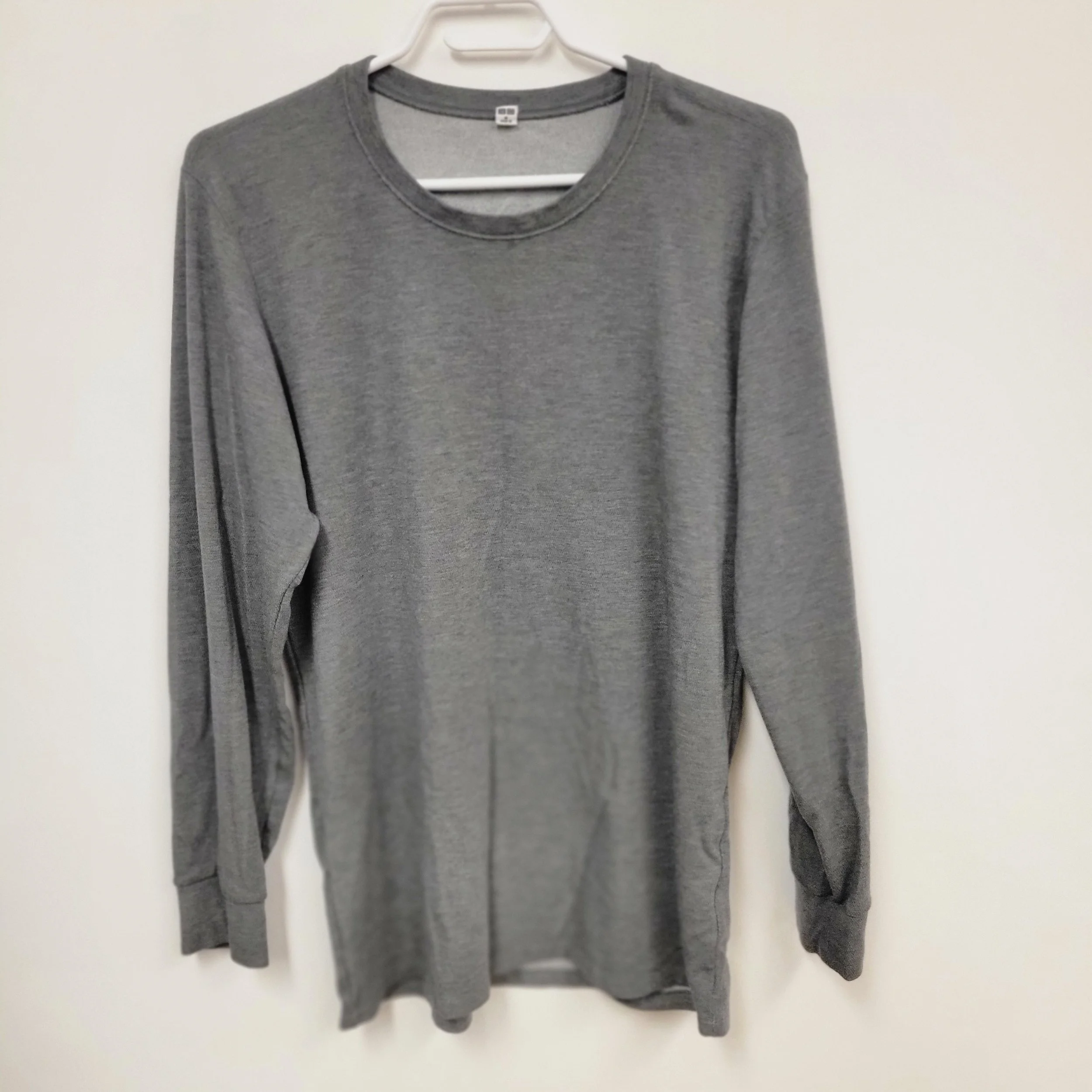 Chandail manche longue gris, UNIQLO,  M