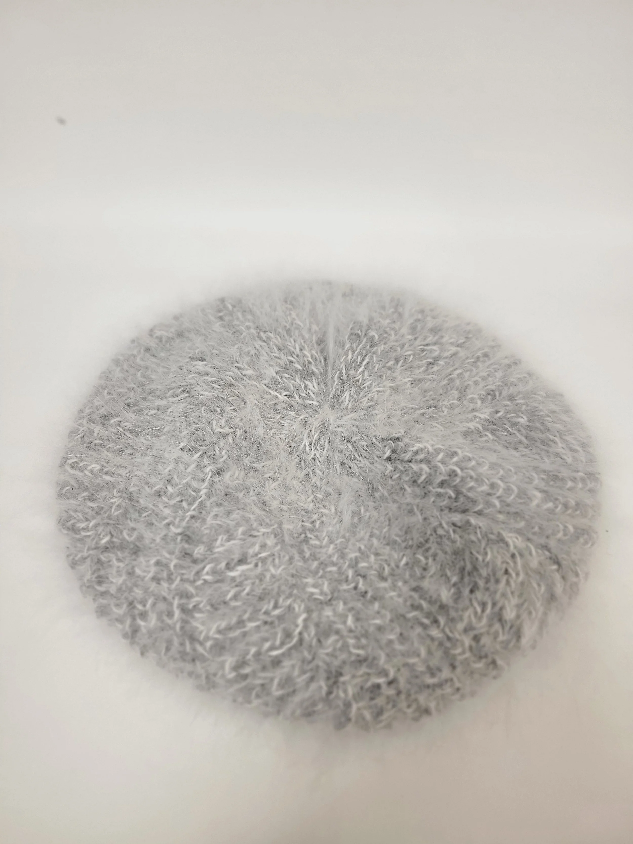 Béret gris pâle 70% angora