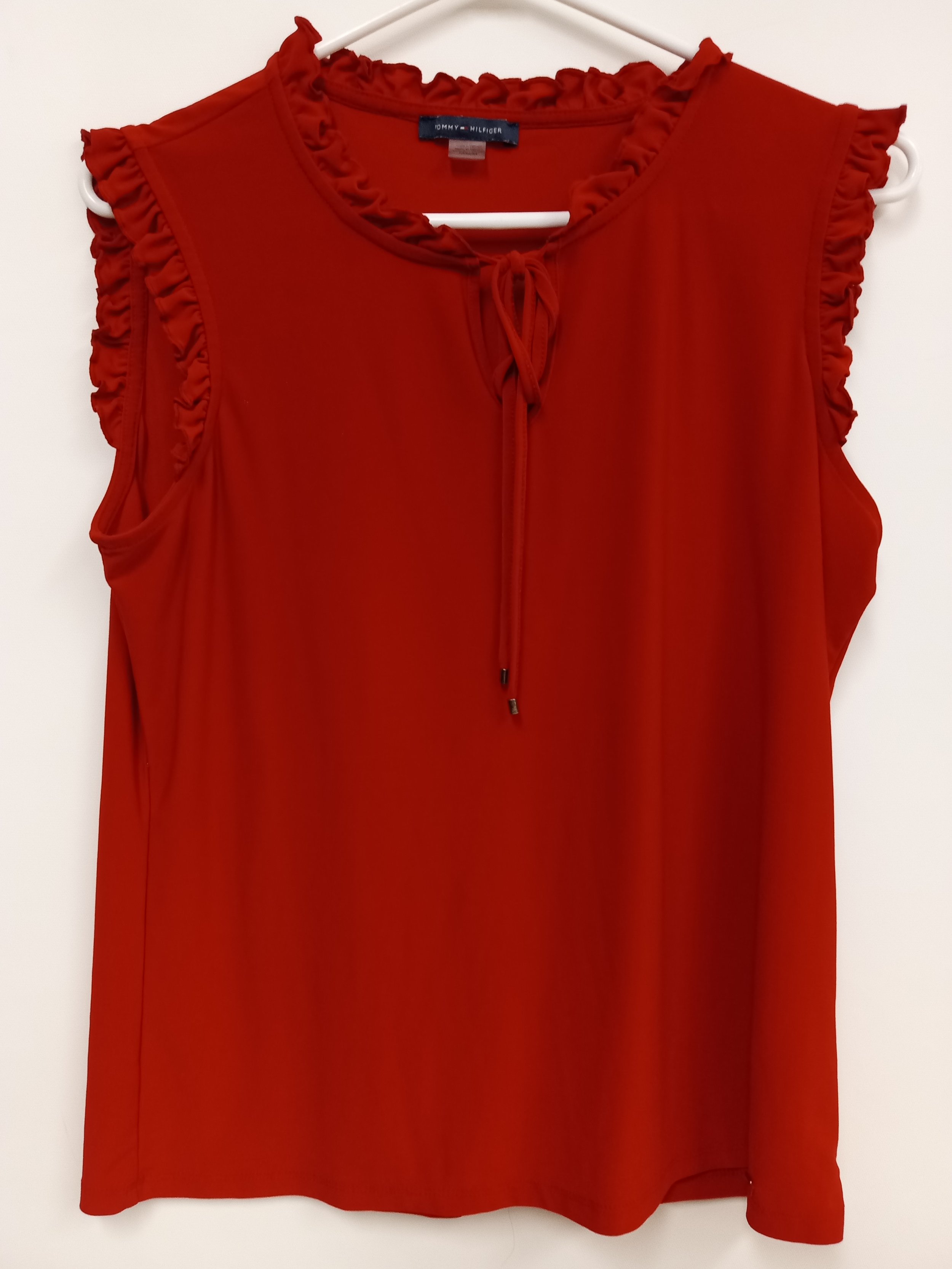 Haut rouge avec ruches, Tommy Hilfiger, M