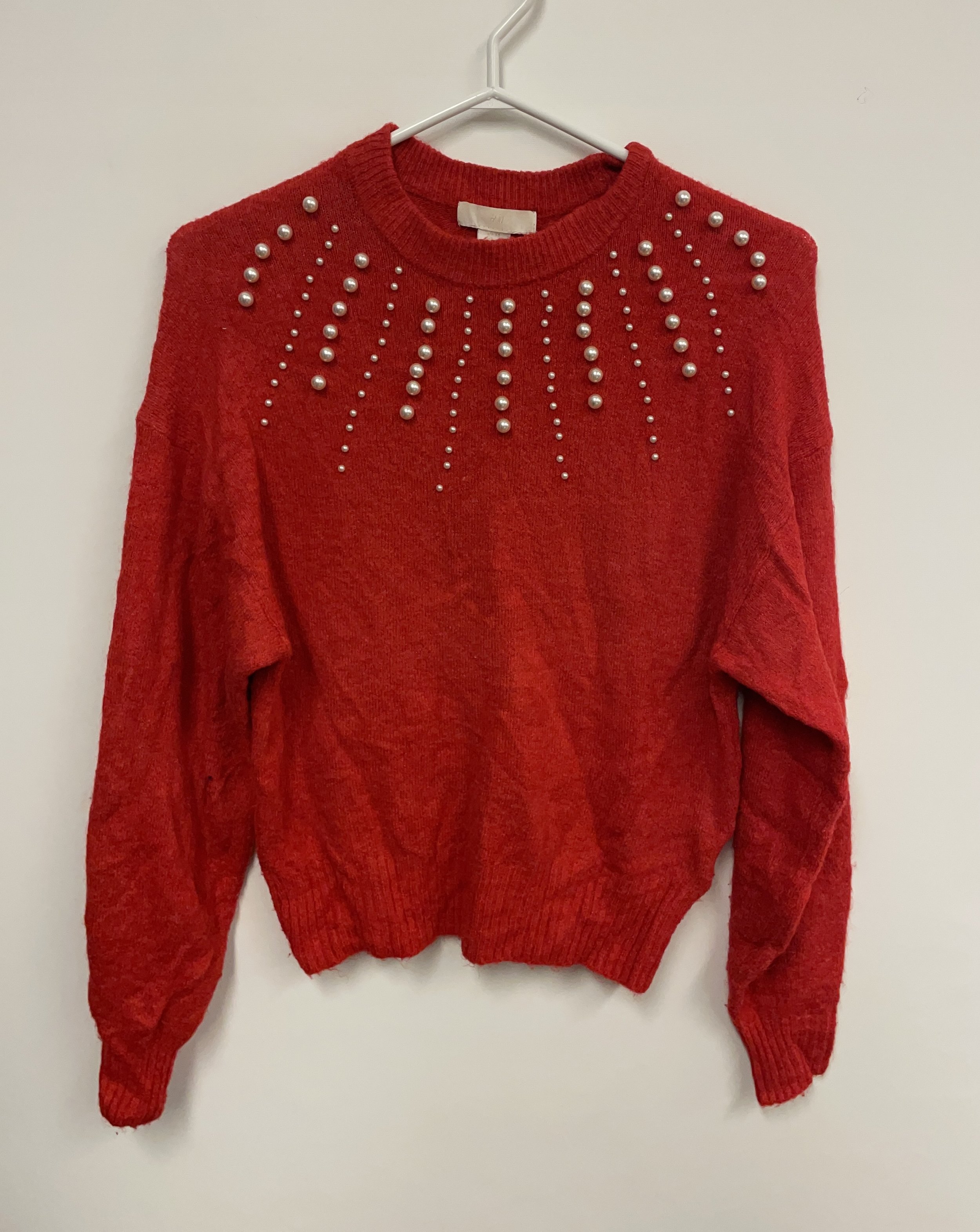 Lainage rouge avec perles à l'avant, H&M, polyester/laine, XS