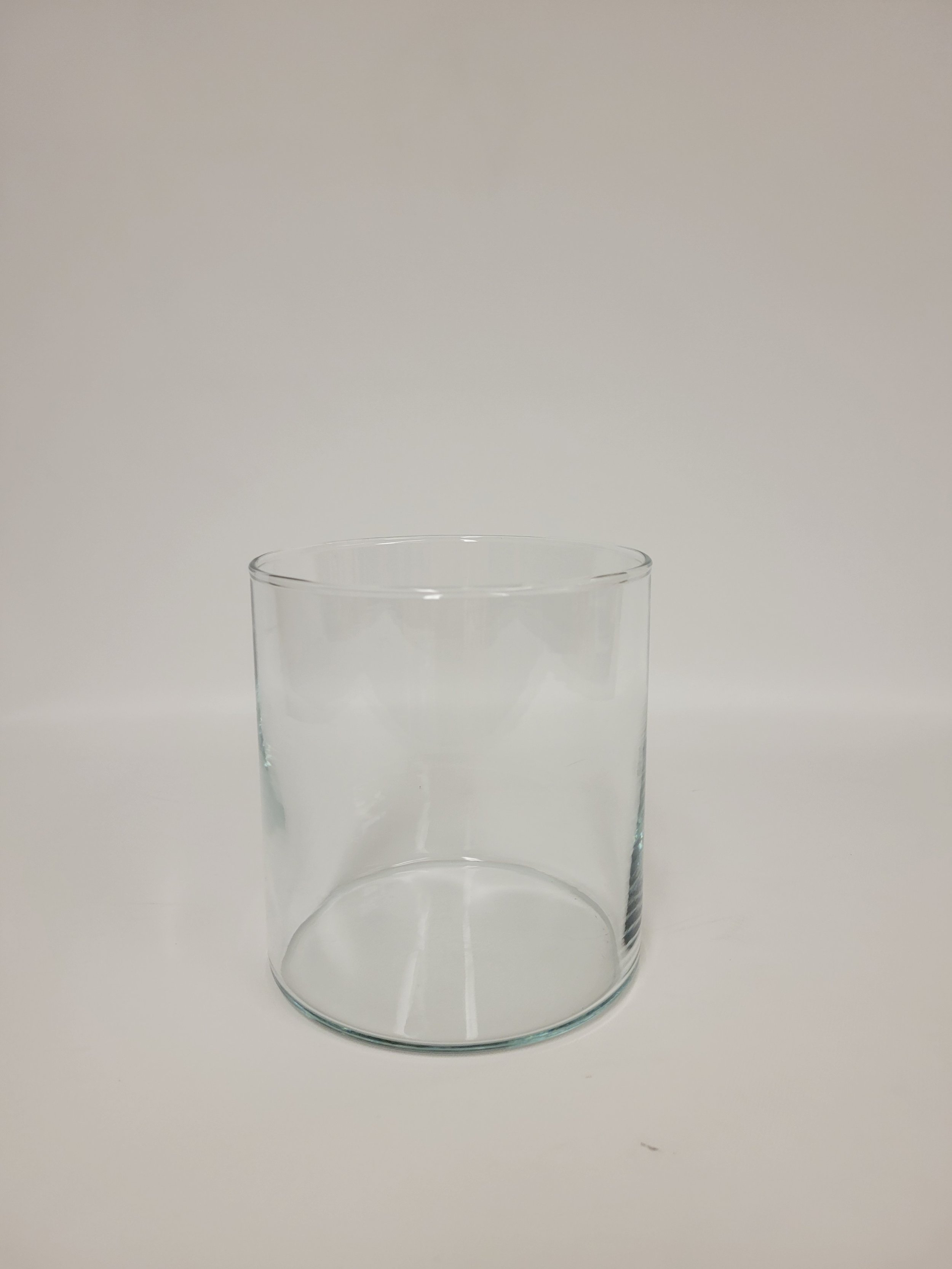 Vase en verre cylindrique, taille moyenne