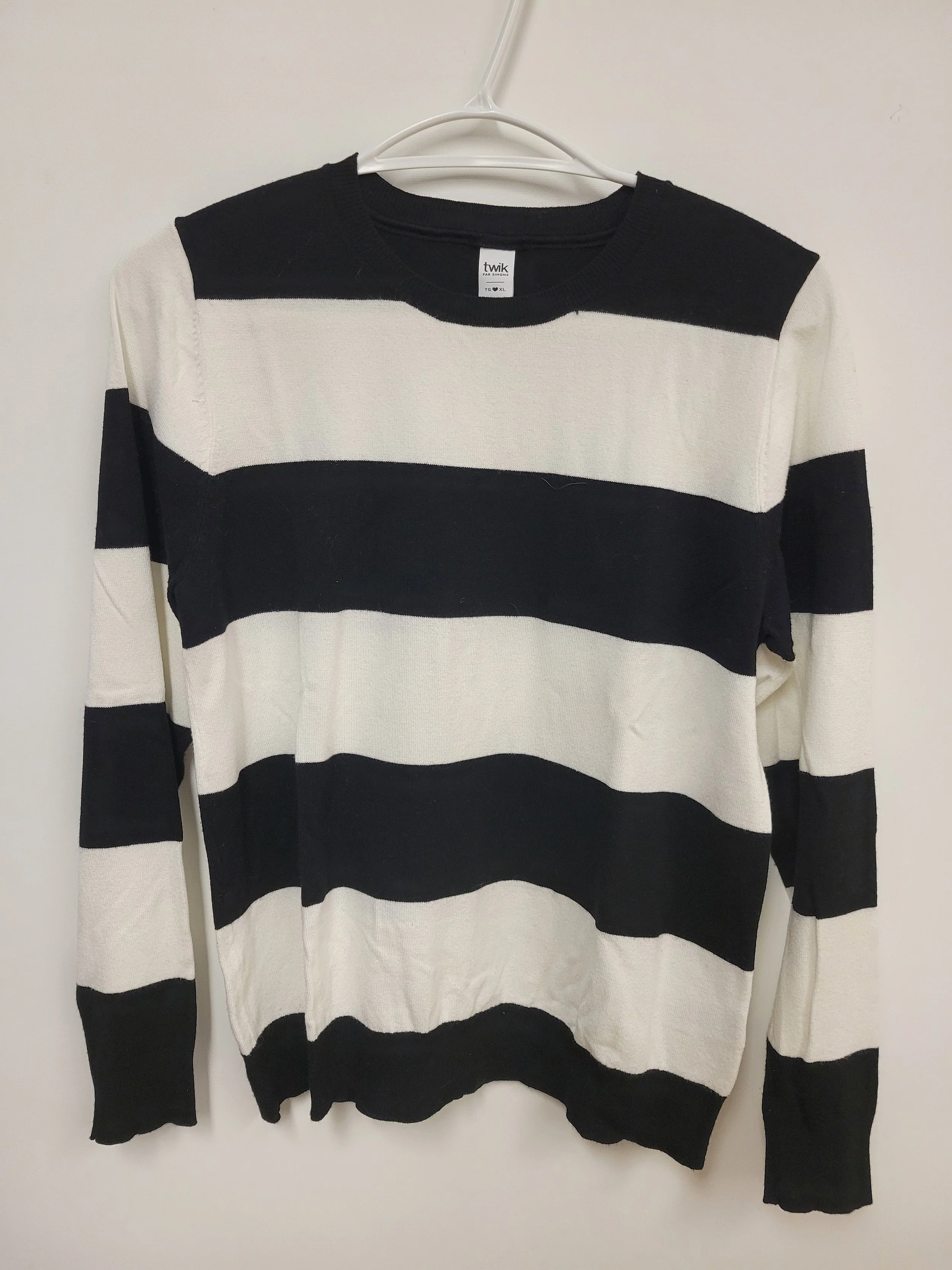 Chandail ligné blanc et noir, Twik par Simons, XL