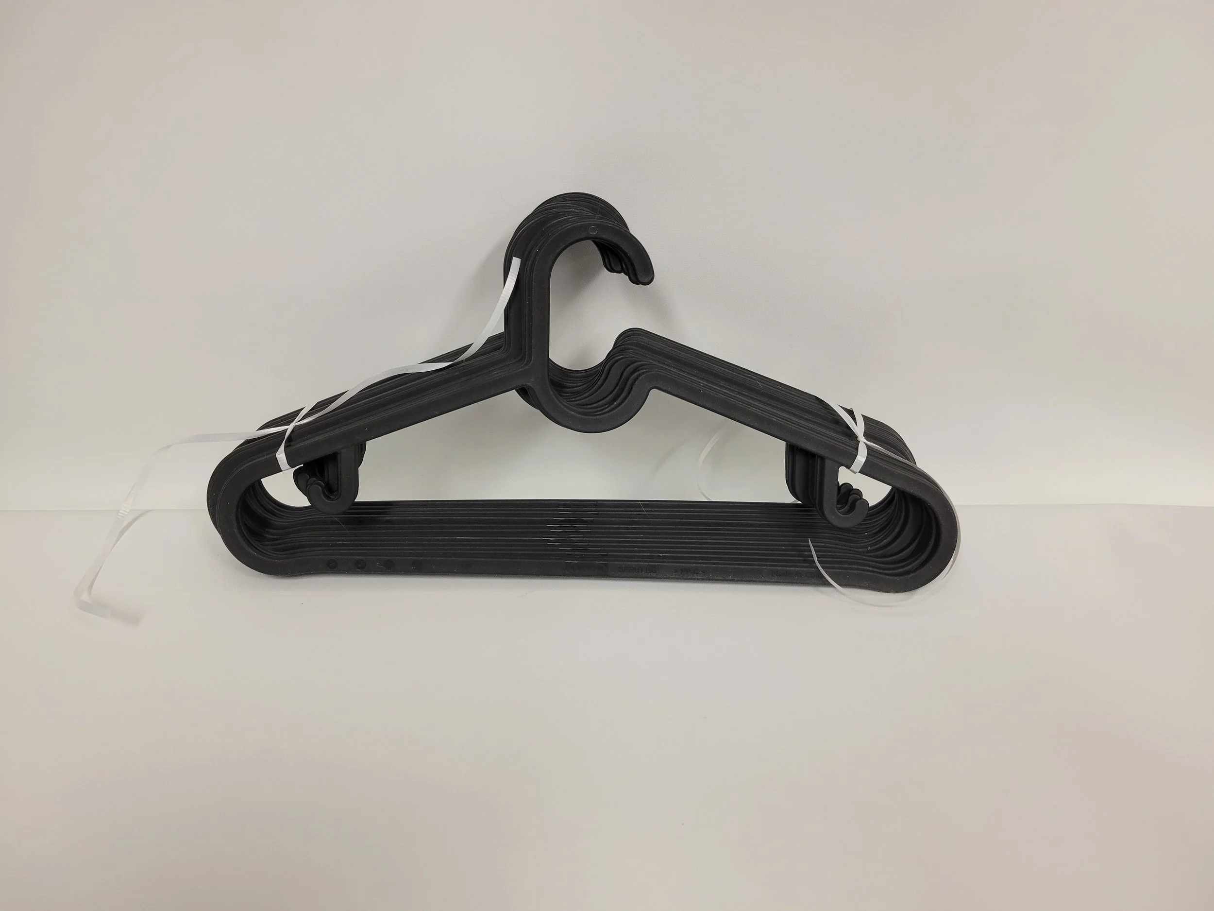 lot de 14 ceintres noirs