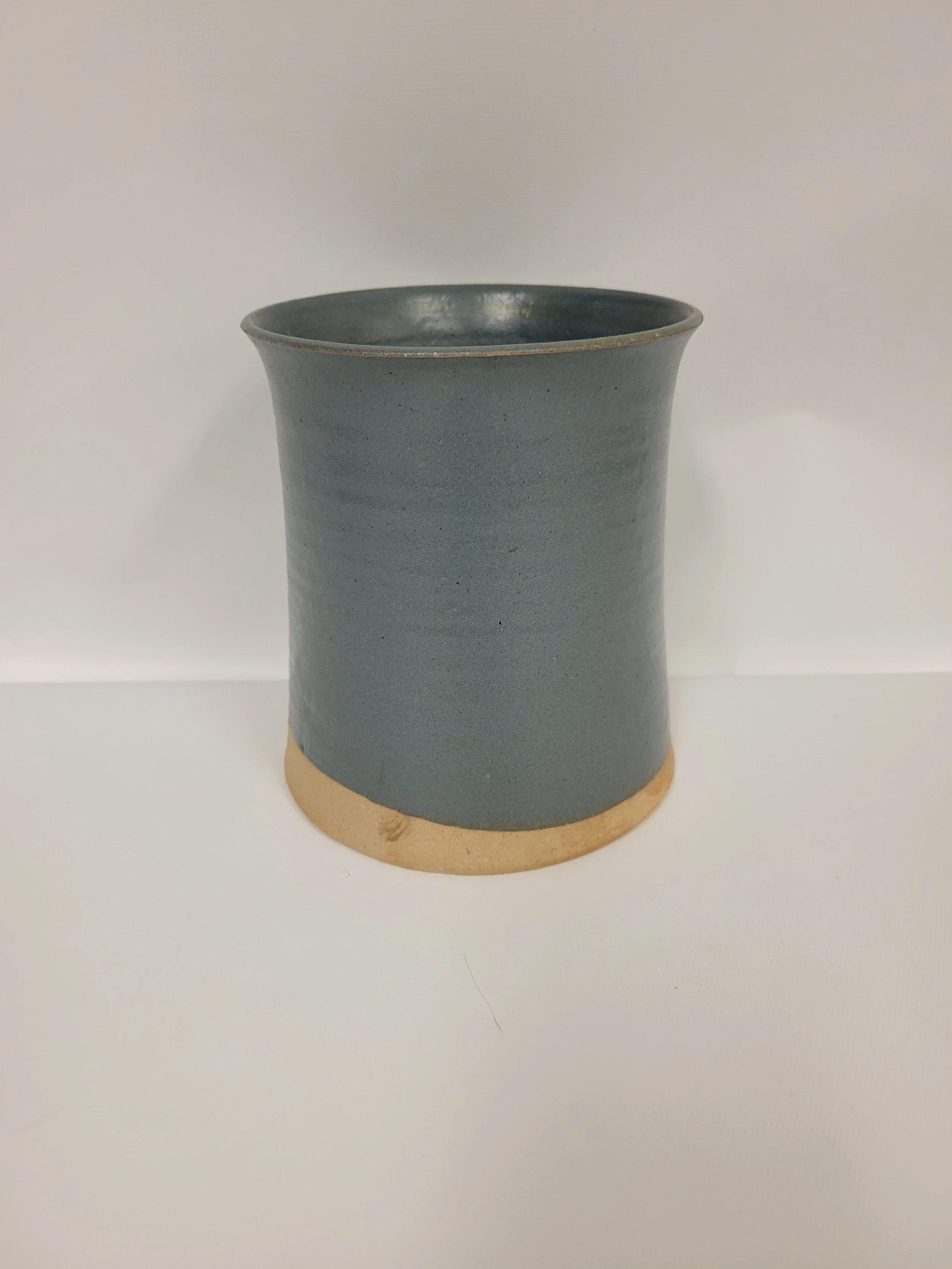 Cache pot ou vase en céramique, diamètre 5 po, hauteur 6 po