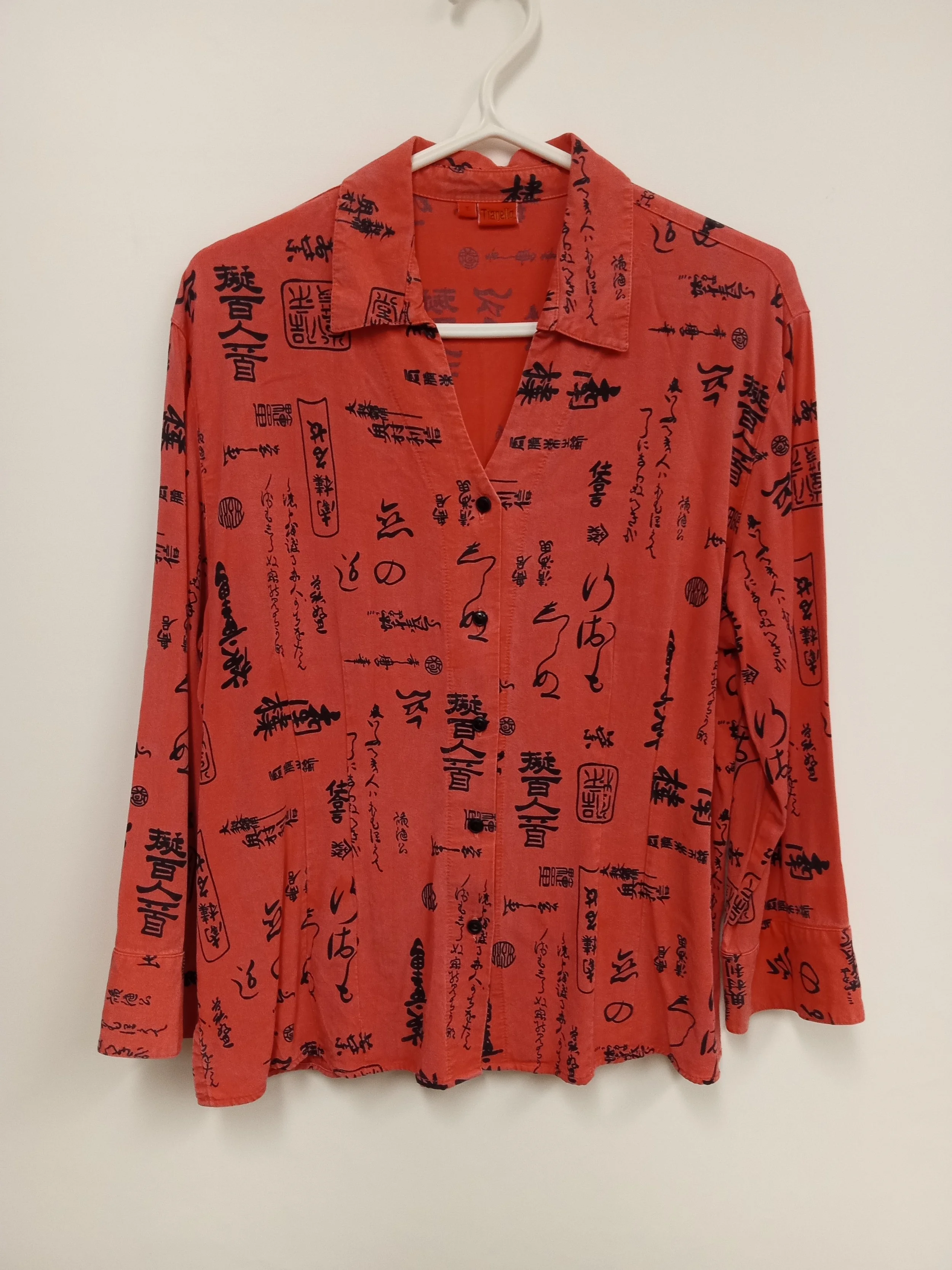 Haut rose,  motifs asiatiques noirs, Tianello, Taille L