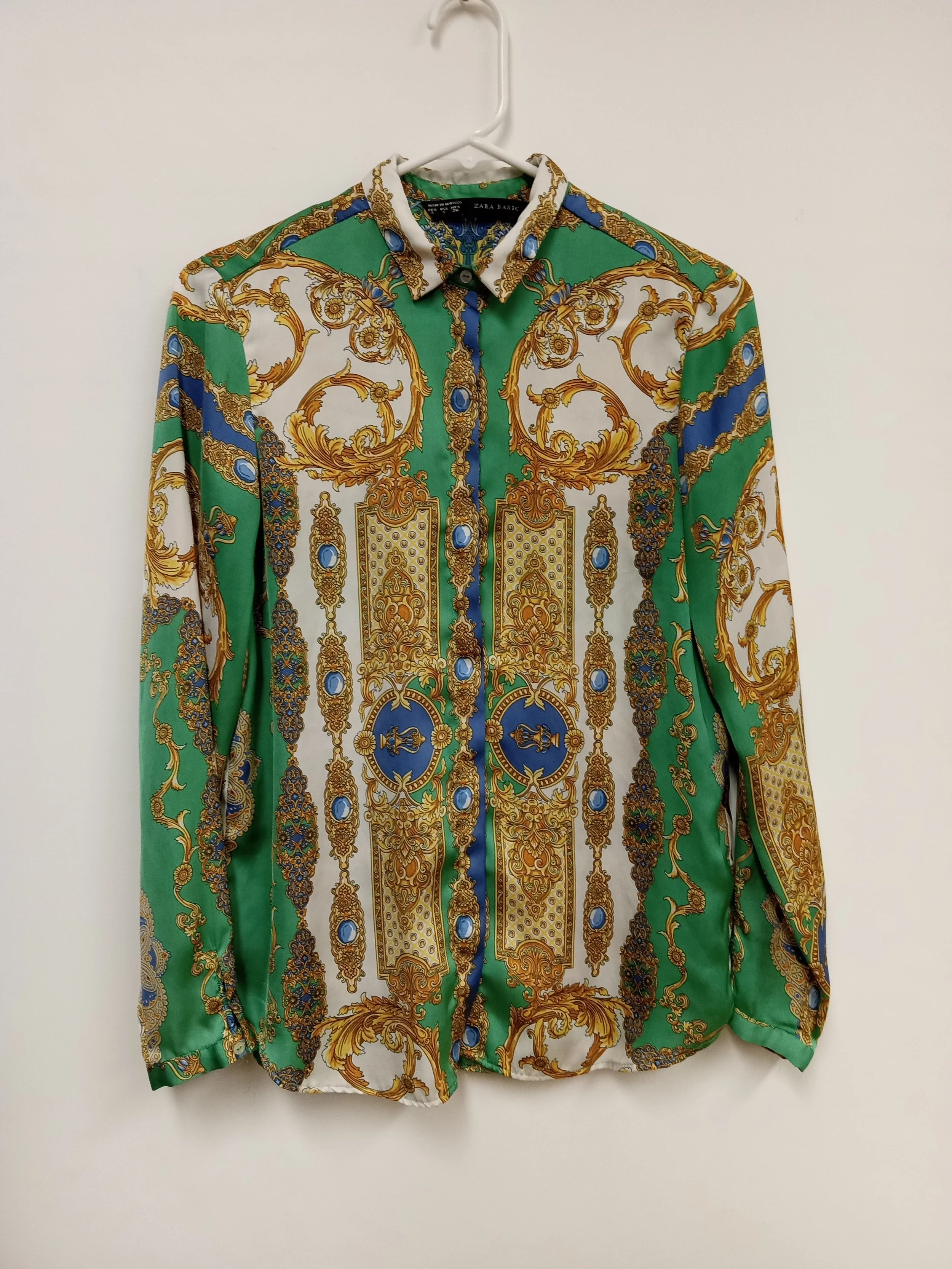 Chemise satinée motif foulard vert, Zara, S