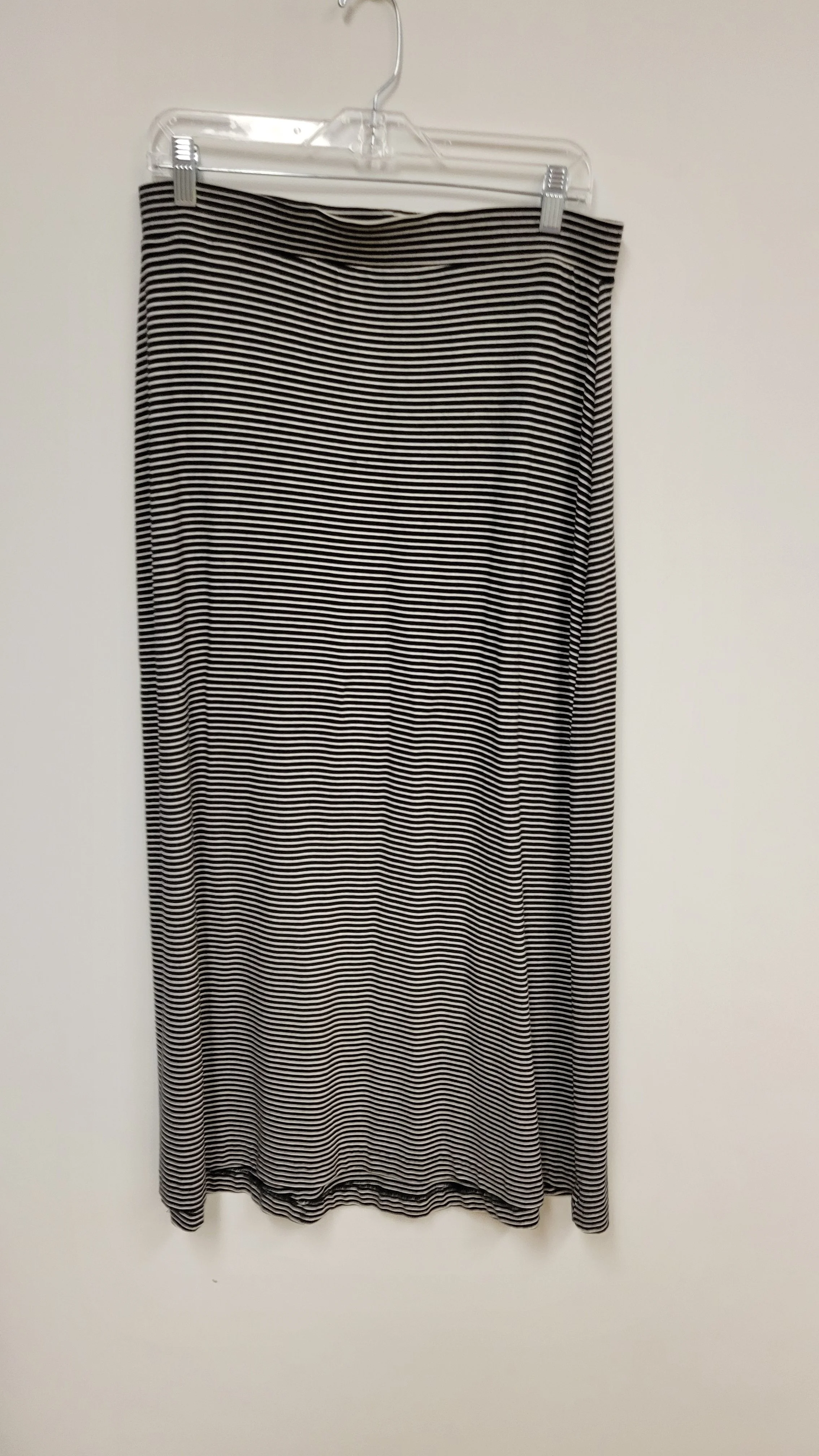 Jupe longue noire rayures blanches, Contemporaine, S