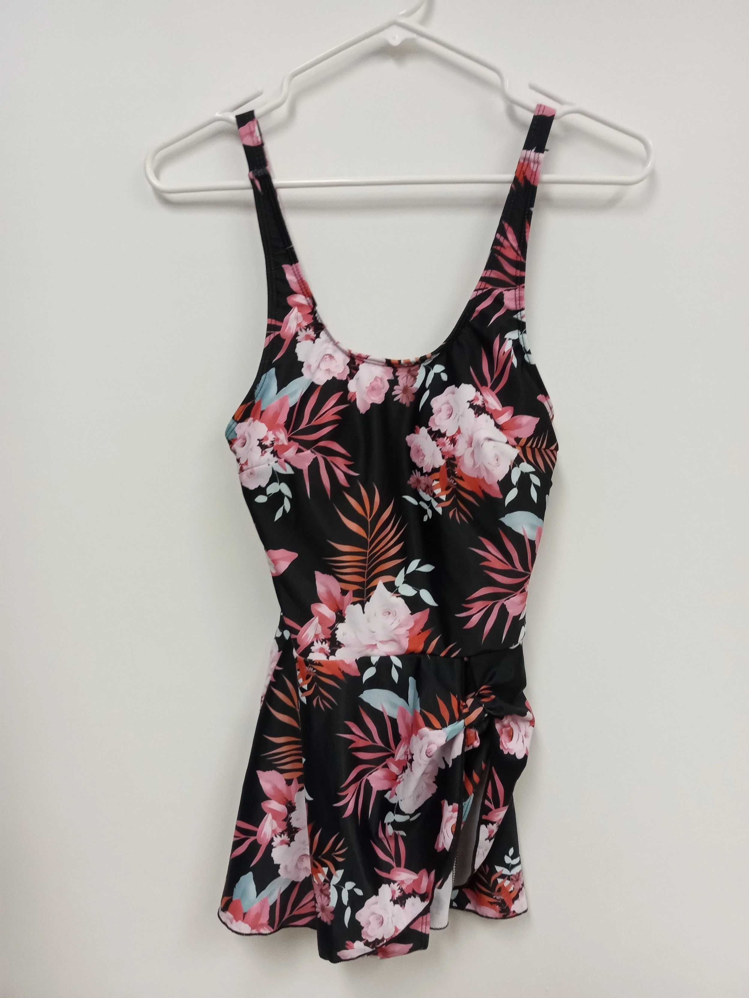 Maillot de bain, une pièce forme de jupe, noir motifs fleurs, taille M