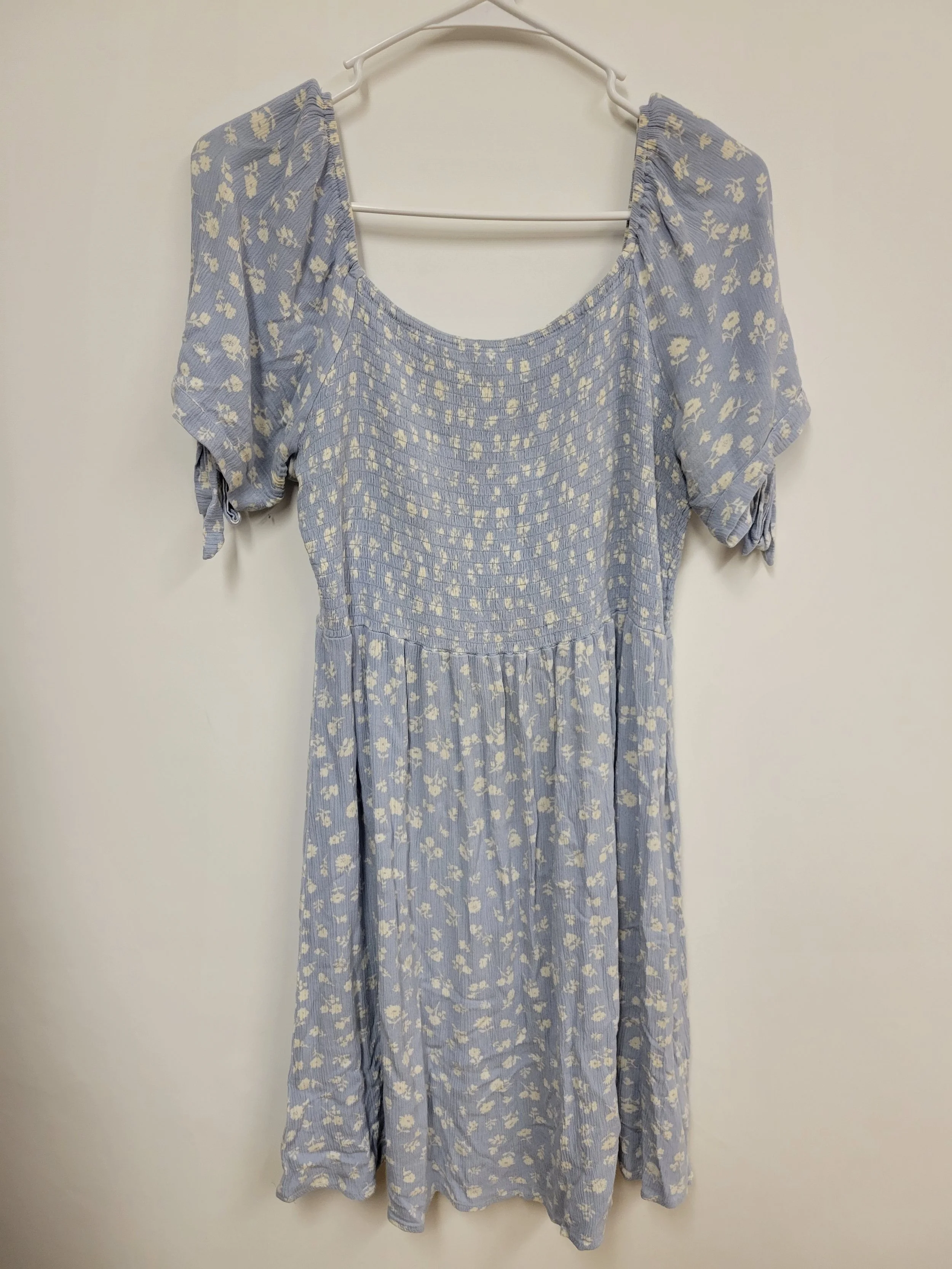 Robe fleurie bleu pâle, Blumind, L