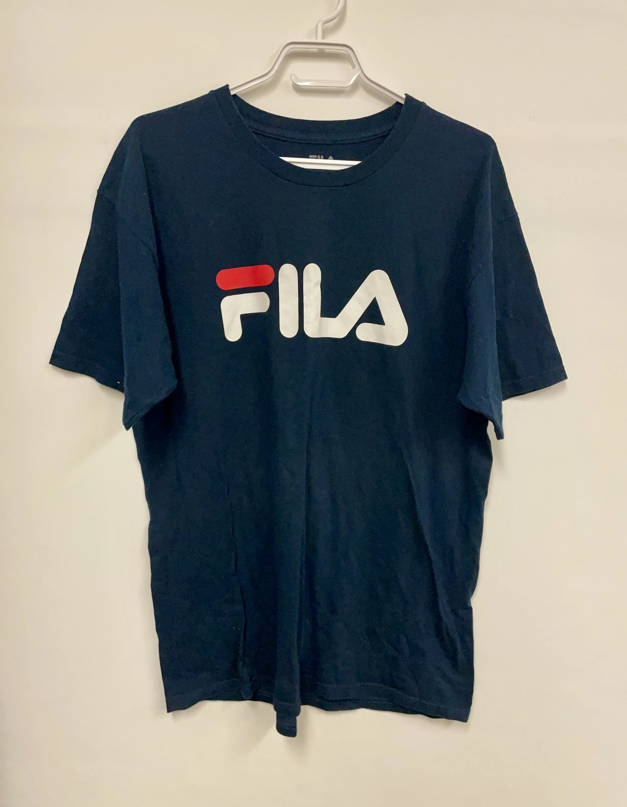 T-shirt marine, FILA, 100% coton, taille L.