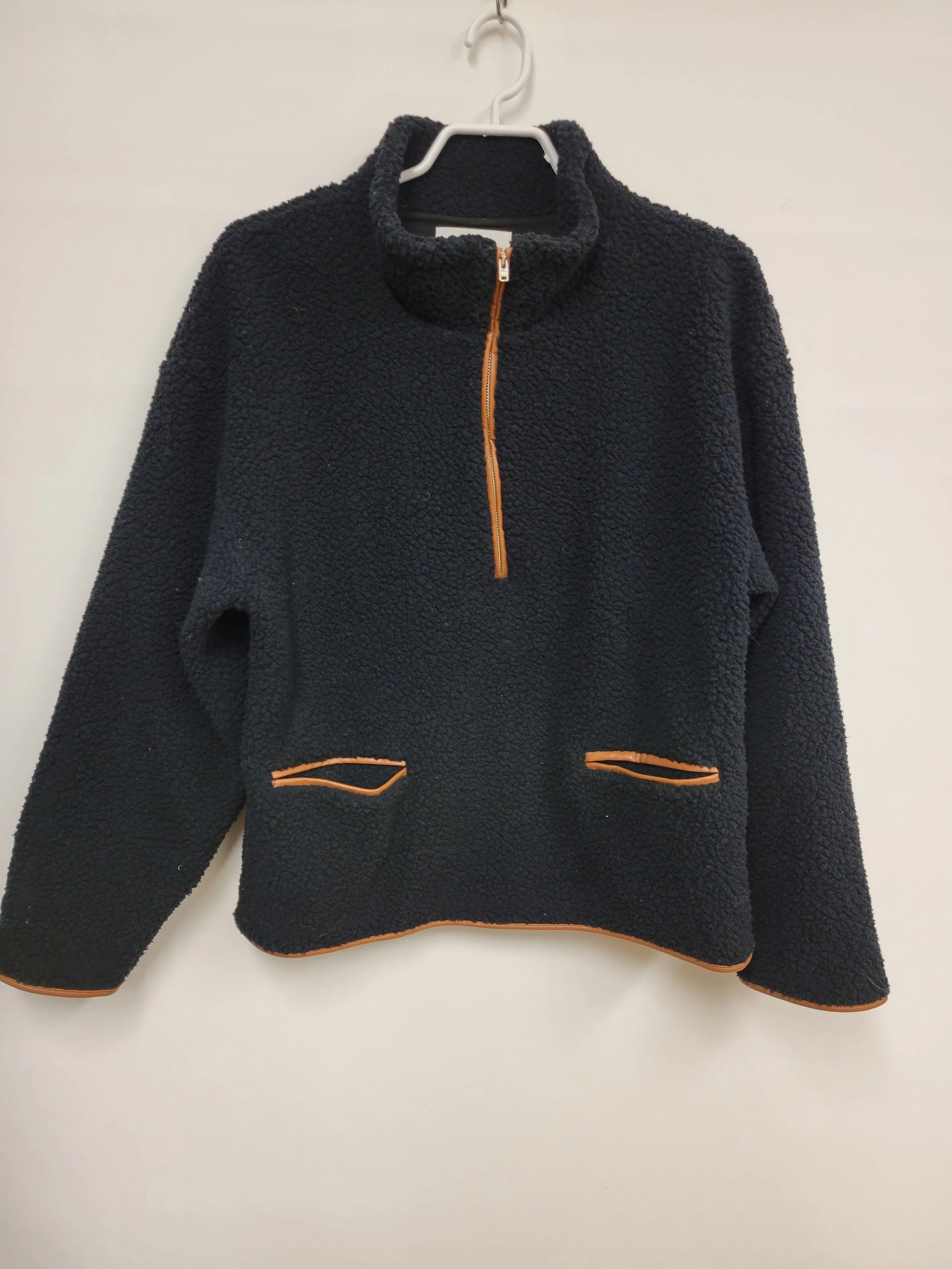 Chandail en molleton noir, Hudson North, M