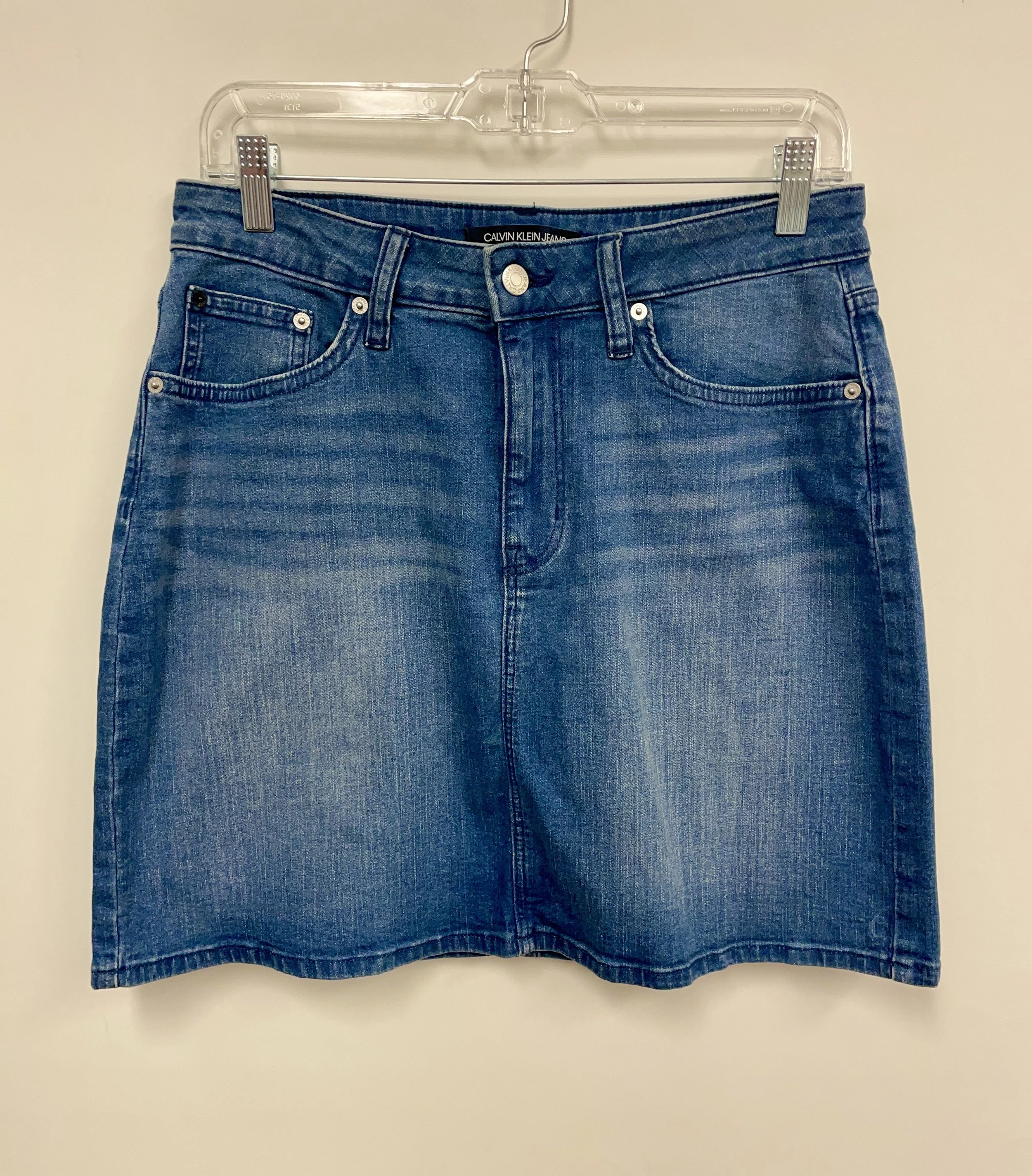 Jupe courte bleue, CALVIN KLEIN JEANS, taille 10.