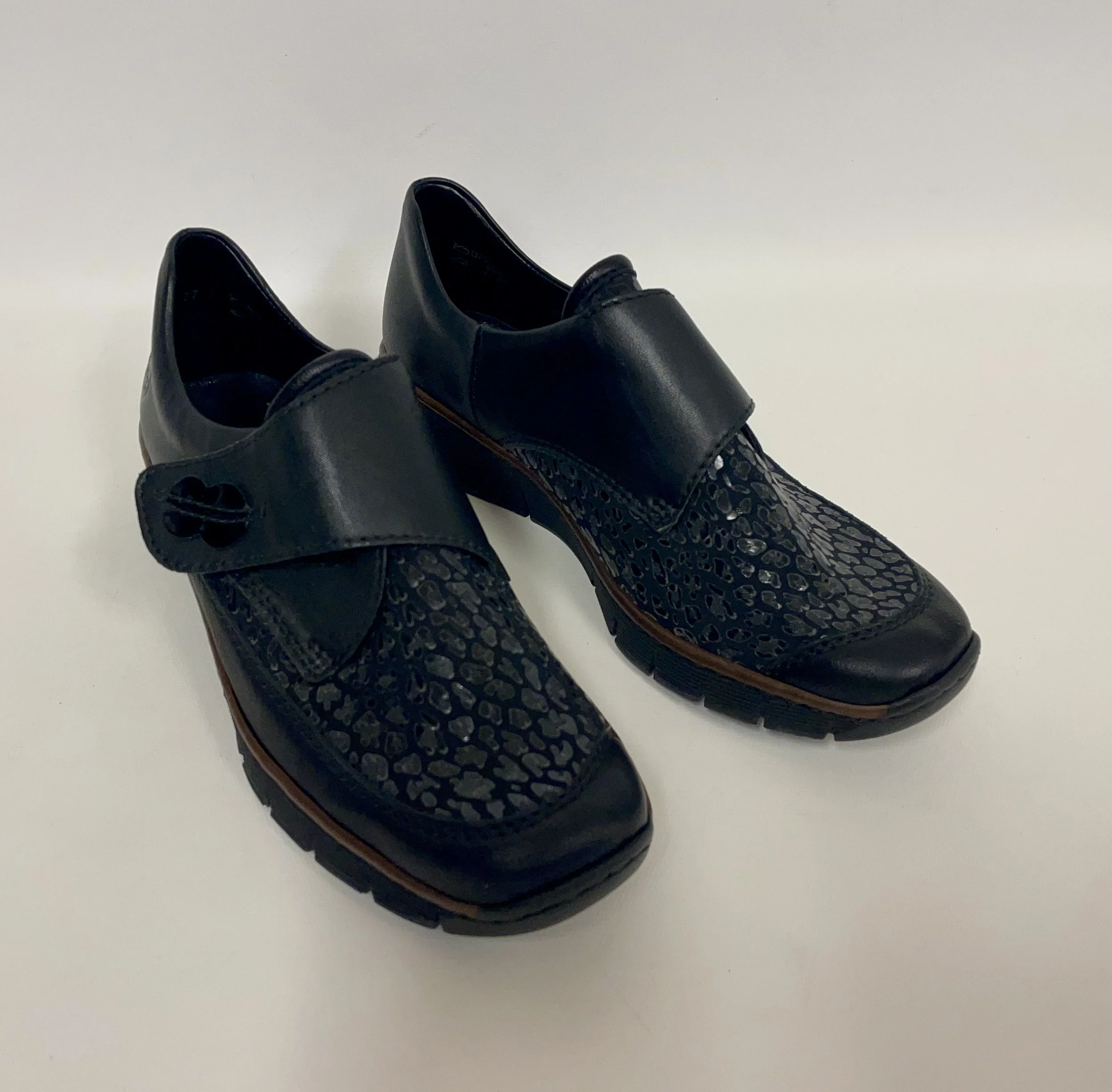 Chaussure en cuir noir, RIEKER, comme neuves, pointure 37 (6-6 1/2)