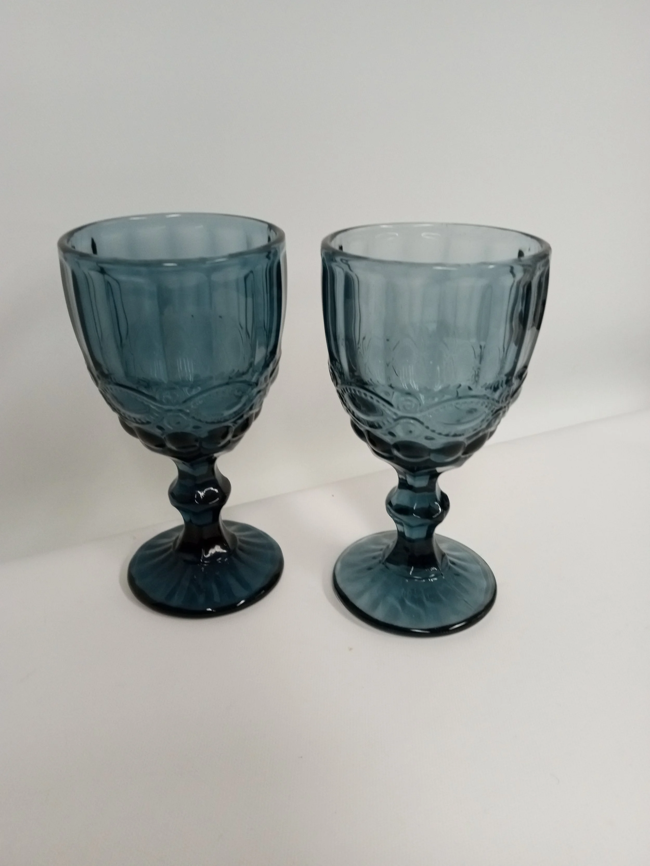 Coupes (2) en verre bleu