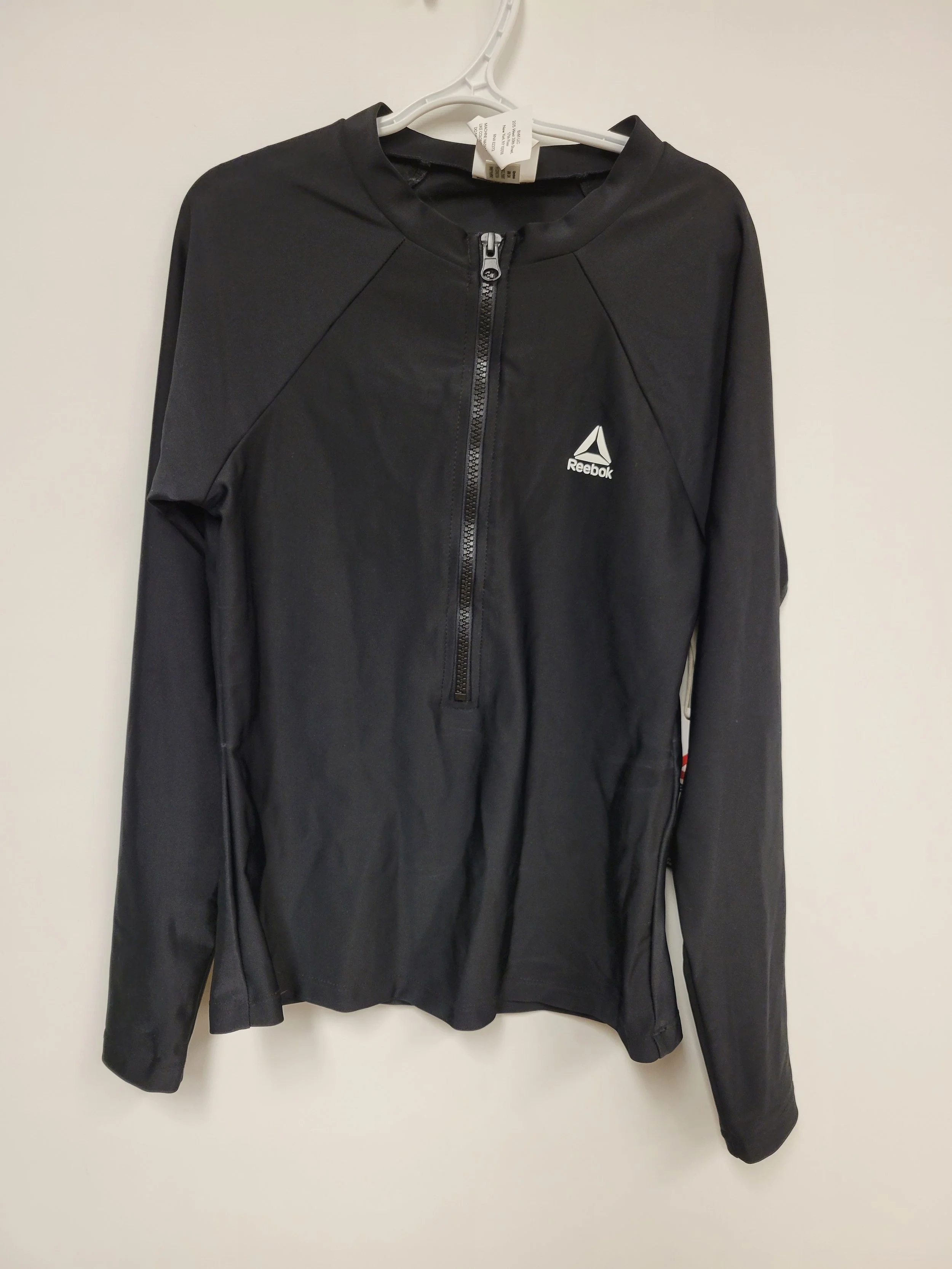 NEUF - veste noir zippé, reebook, XS
