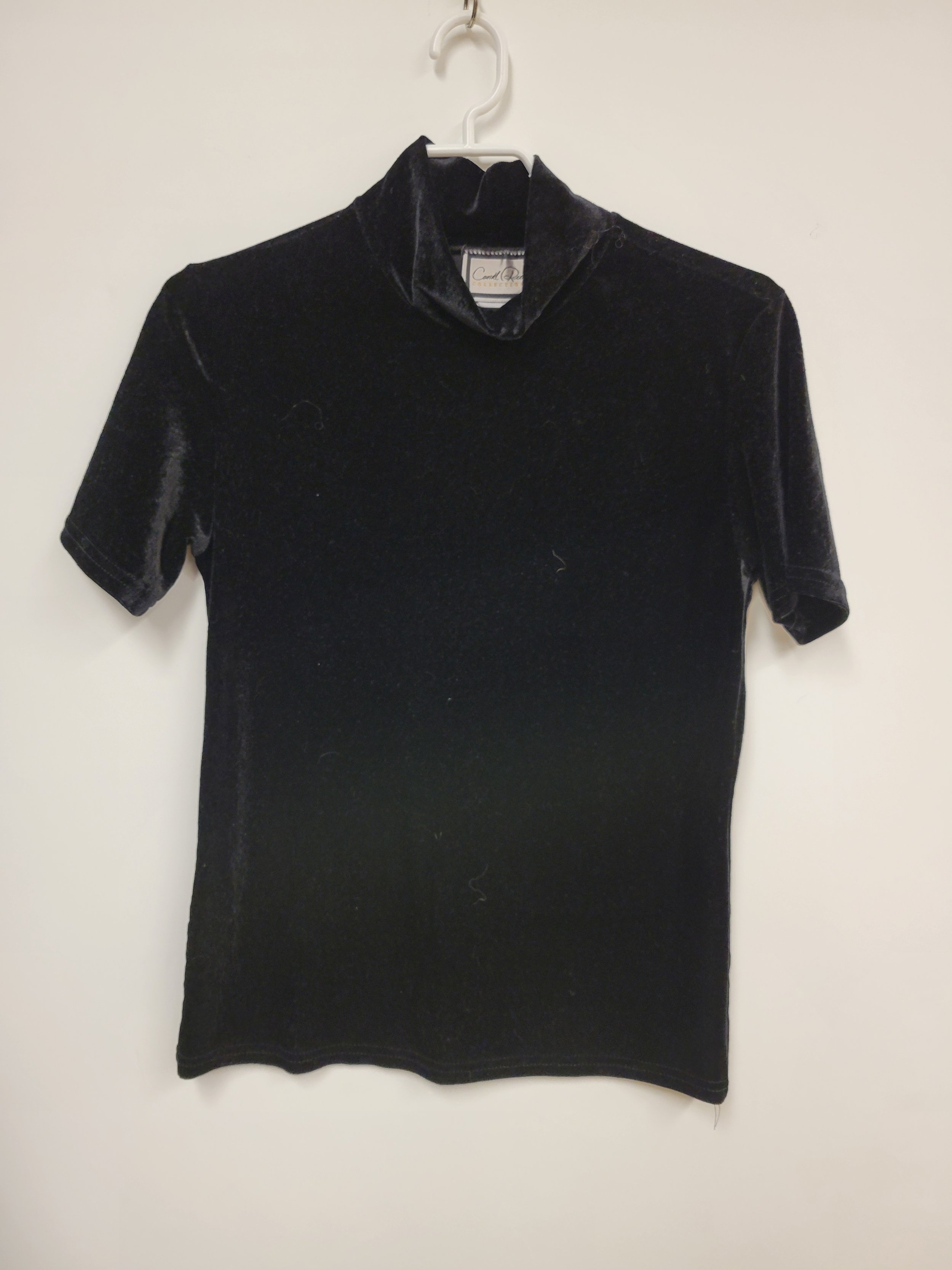 Haut en velours noir col montant, Caroll Reed, M