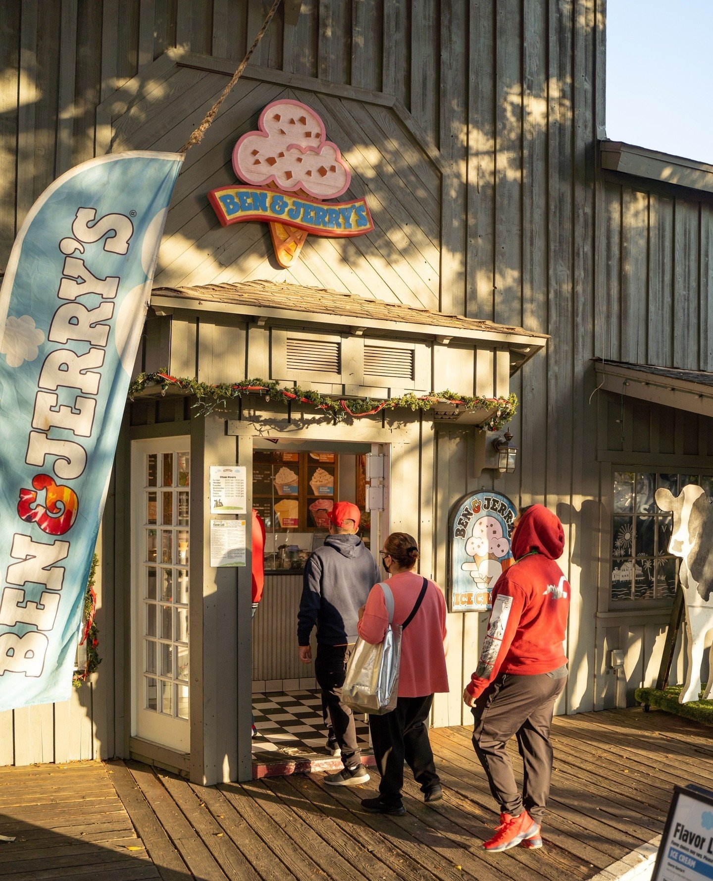 IT'S FREE CONE DAY AT @benandjerrys ‼️🍦💙⁠
⁠
Come grab a cone or cup at our Seaport Village location, located in the Carousel District. Open 10am-9pm. All donations will go to the @monarchschool, an organization that serves unhoused students and the