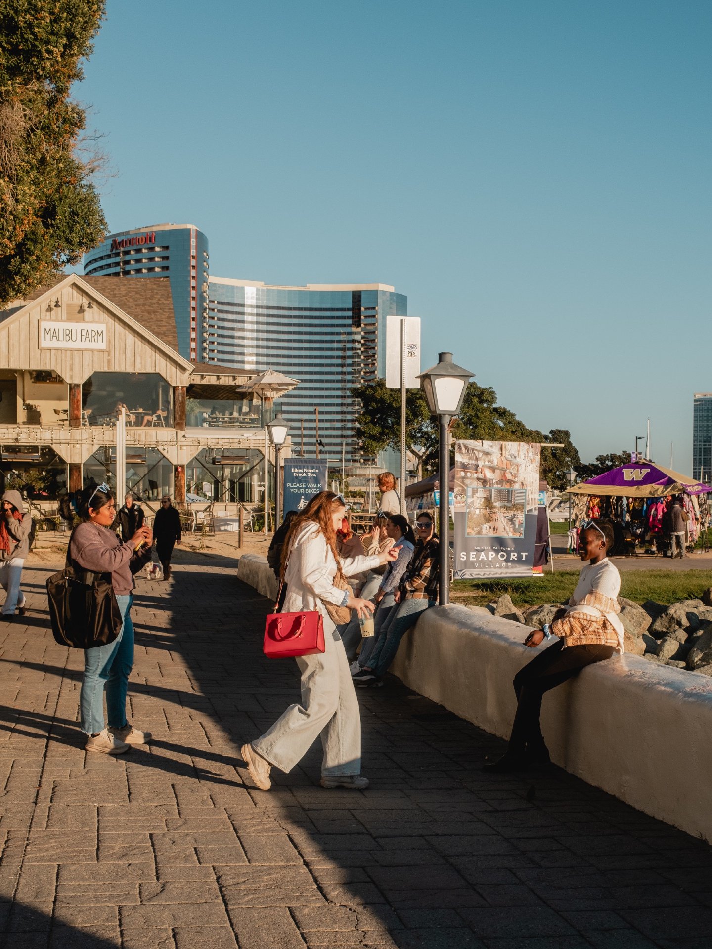 Waterfront views, good food, and memories in the making 🌊

Whether you&rsquo;re visiting San Diego or you call it home, Seaport Village is a place to wander the boardwalk, dine by the bay, take in iconic views, and enjoy one-of-a-kind experiences al