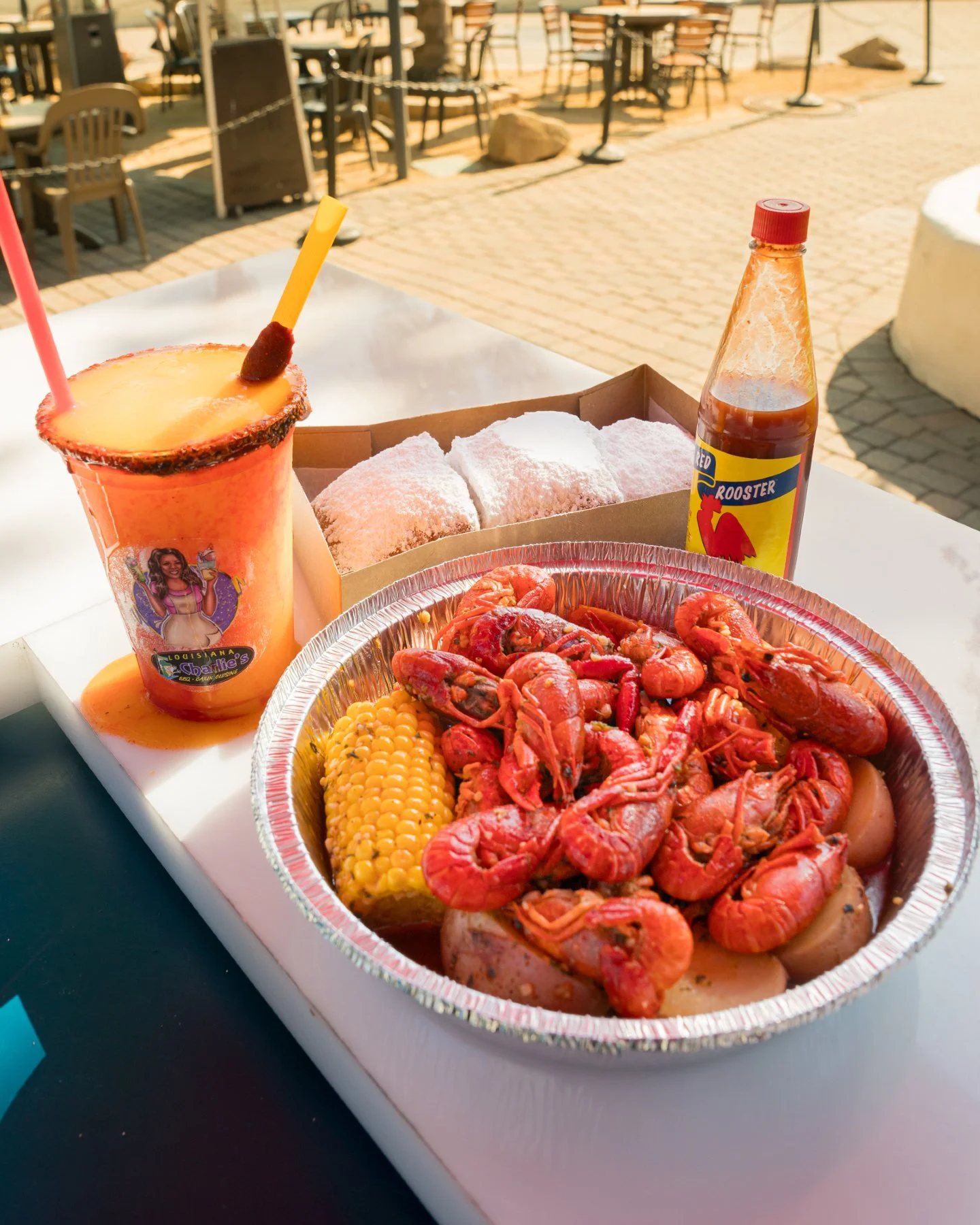 Fat Tuesday calls for big flavor 🎉

From Cajun favorites to bayfront views, @louisianacharlies is serving up Mardi Gras energy all day long at Seaport Village.